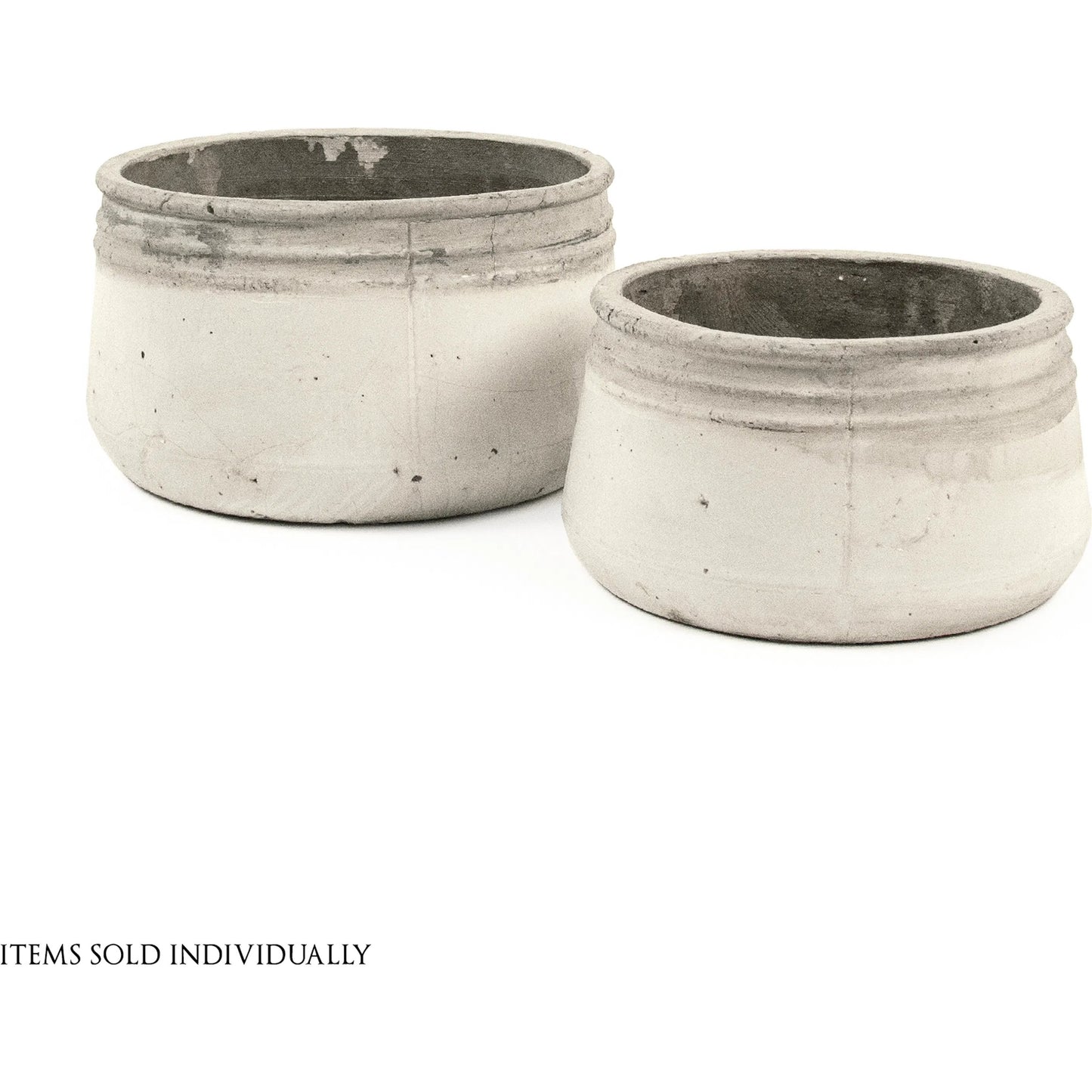 004 SI-2448809,SI-2448810 | Additional Silo | Distressed White Bowl by Zentique in distressed white. Made from stoneware in a rustic style.