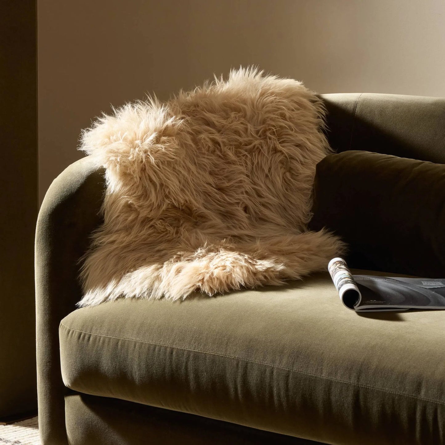 032 SI-1902172 | Lifestyle | Lalo Lambskin Throw by Four Hands. Made from shearling in a rustic style.