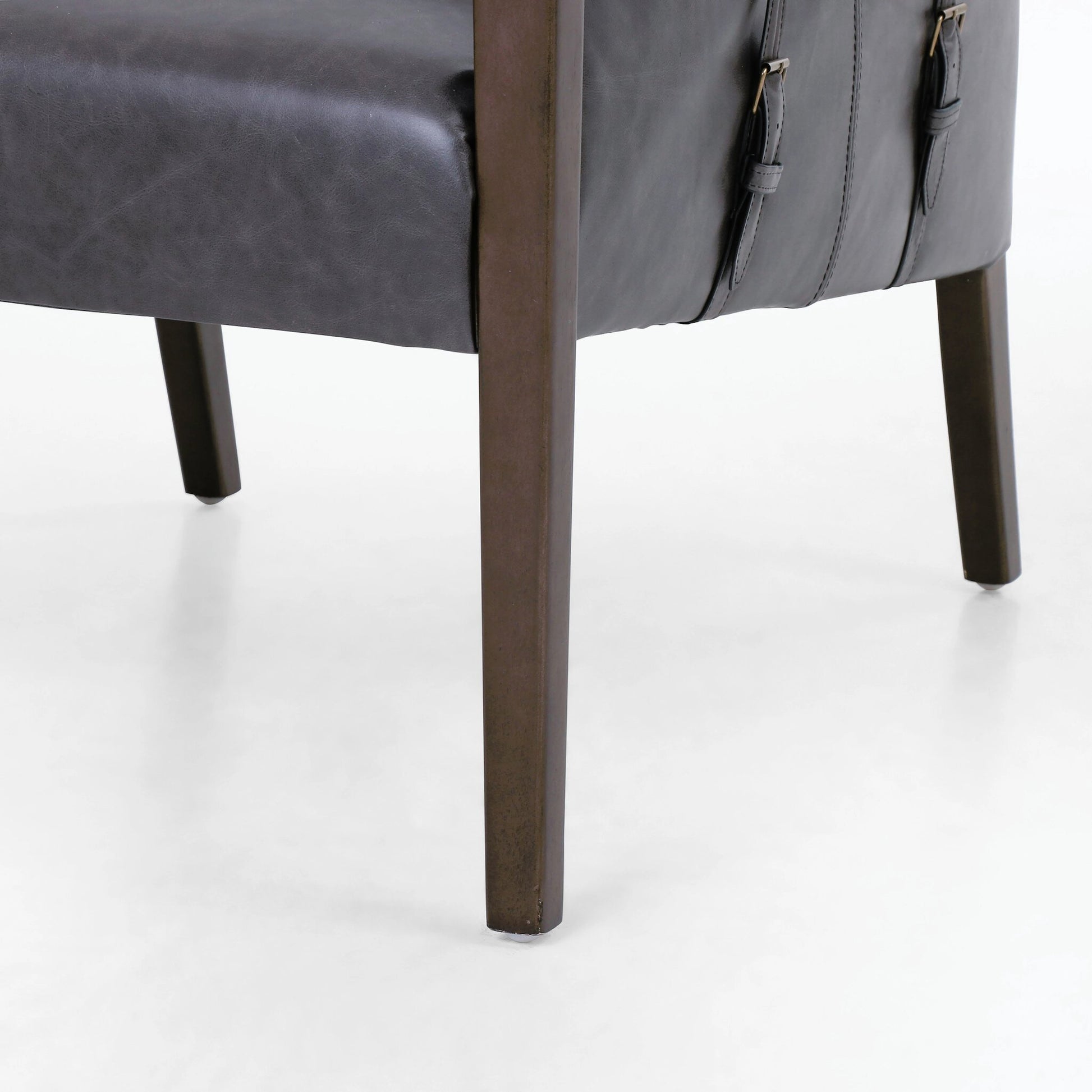 Bauer Chair by Four Hands in thames cream and distressed natural. Made from 66% polyester, 19% acrylic, 15% flax, linen, solid parawood, top grain leather in a modern style.