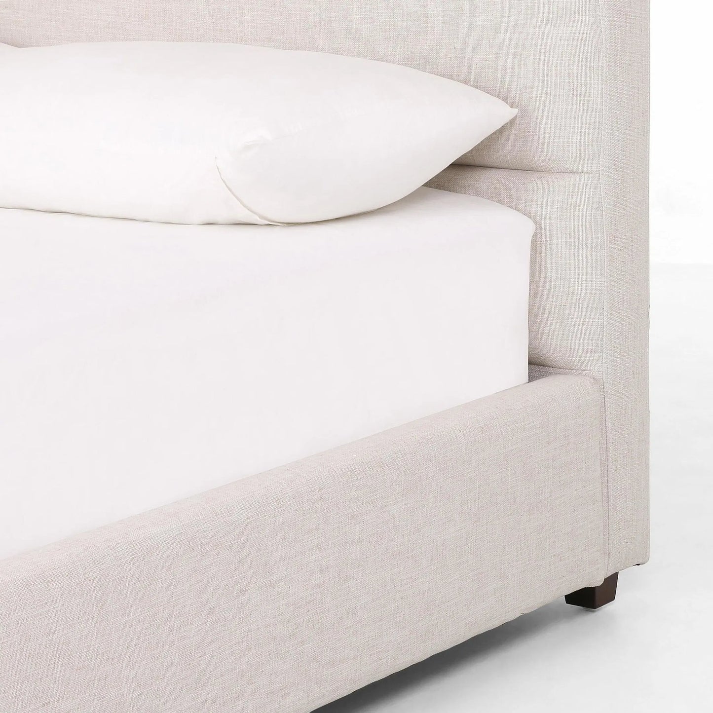 237 SI-2531609 | Closeup | Daphne Bed by Four Hands. Made from unique in a modern style.
