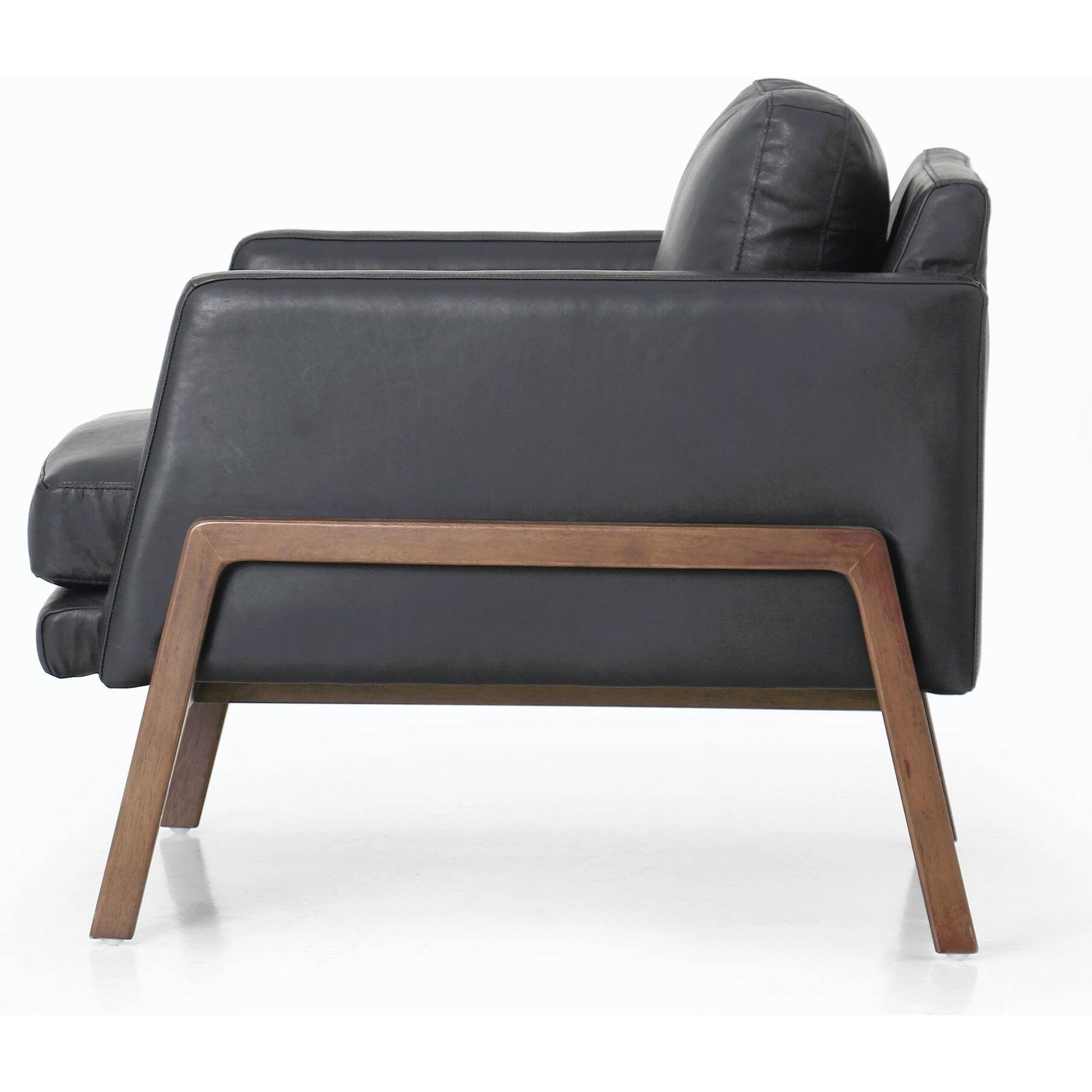 Diana Chair by Four Hands in sonoma butterscotch. Made from top grain leather, solid parawood, 100% polyester in a modern style.