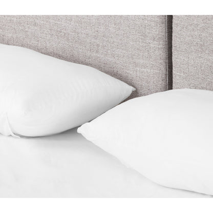 Potter Bed by Four Hands. Made from unique in a transitional style.