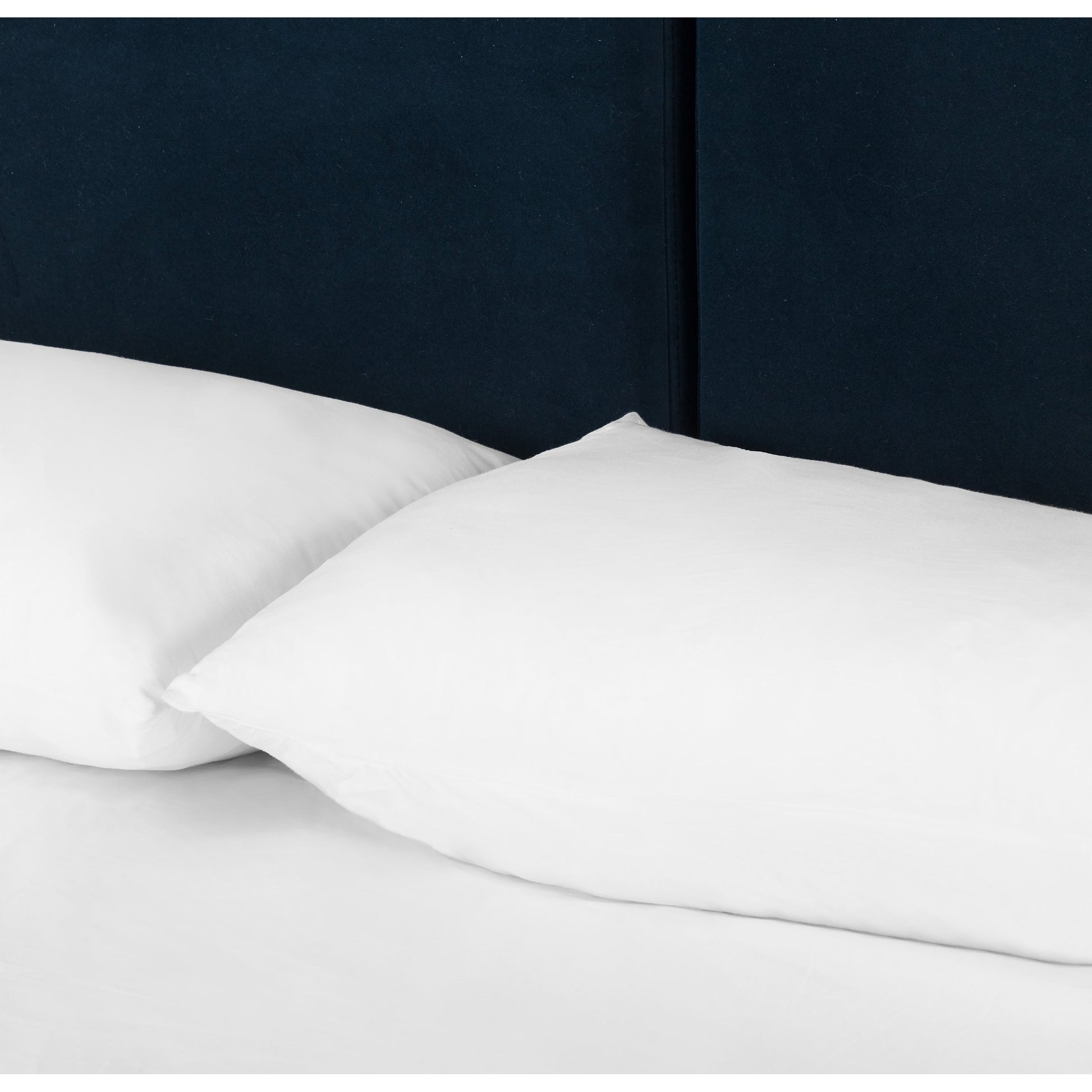 Potter Bed by Four Hands. Made from unique in a transitional style.