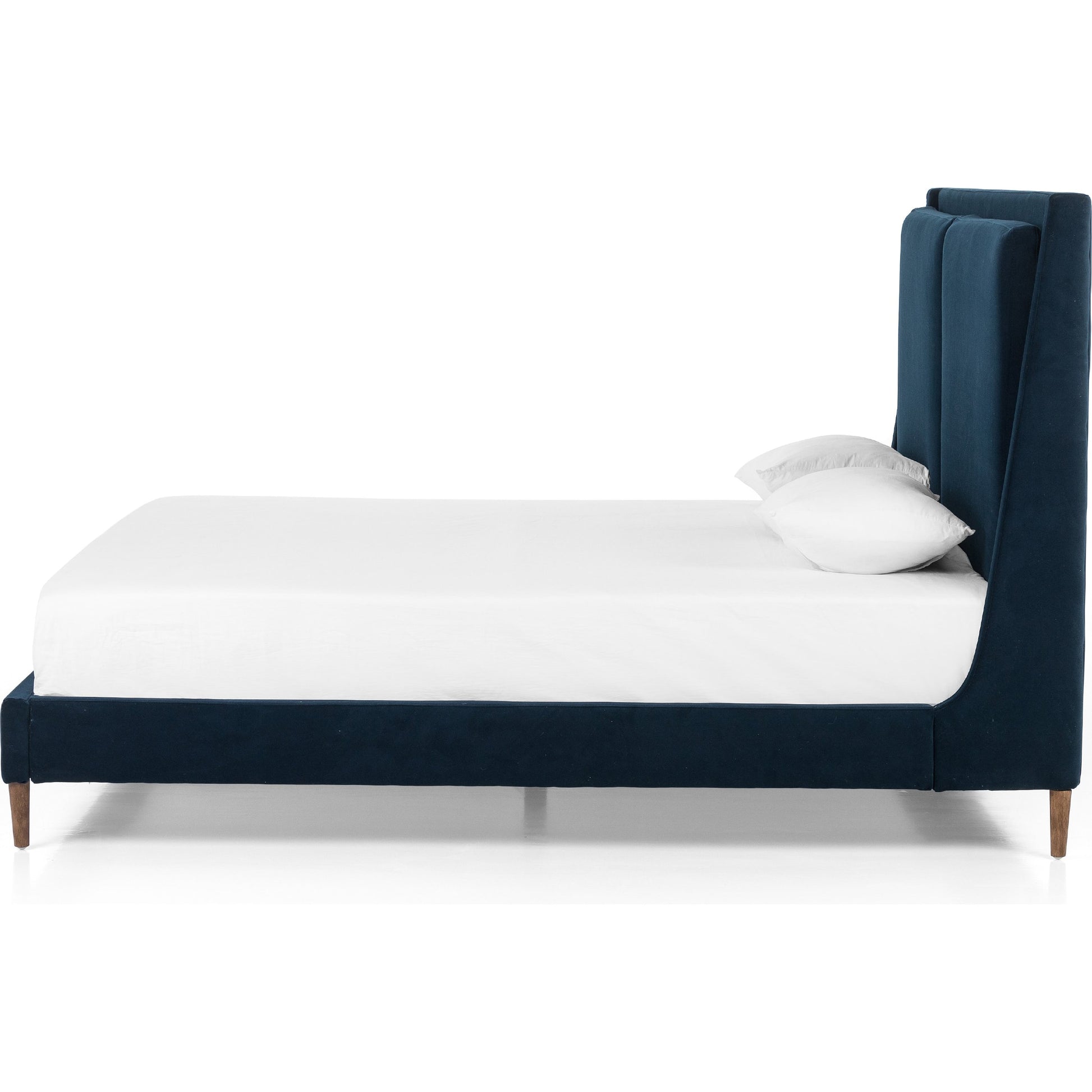 Potter Bed by Four Hands. Made from unique in a transitional style.