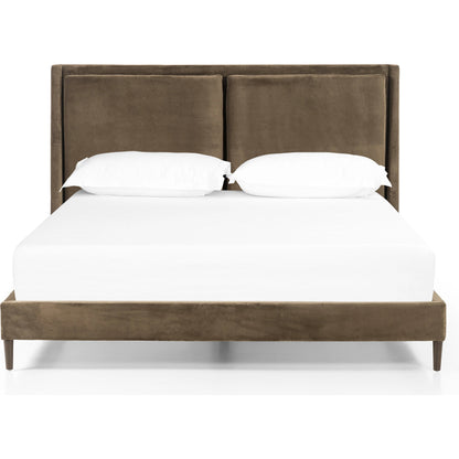 Potter Bed by Four Hands. Made from unique in a transitional style.
