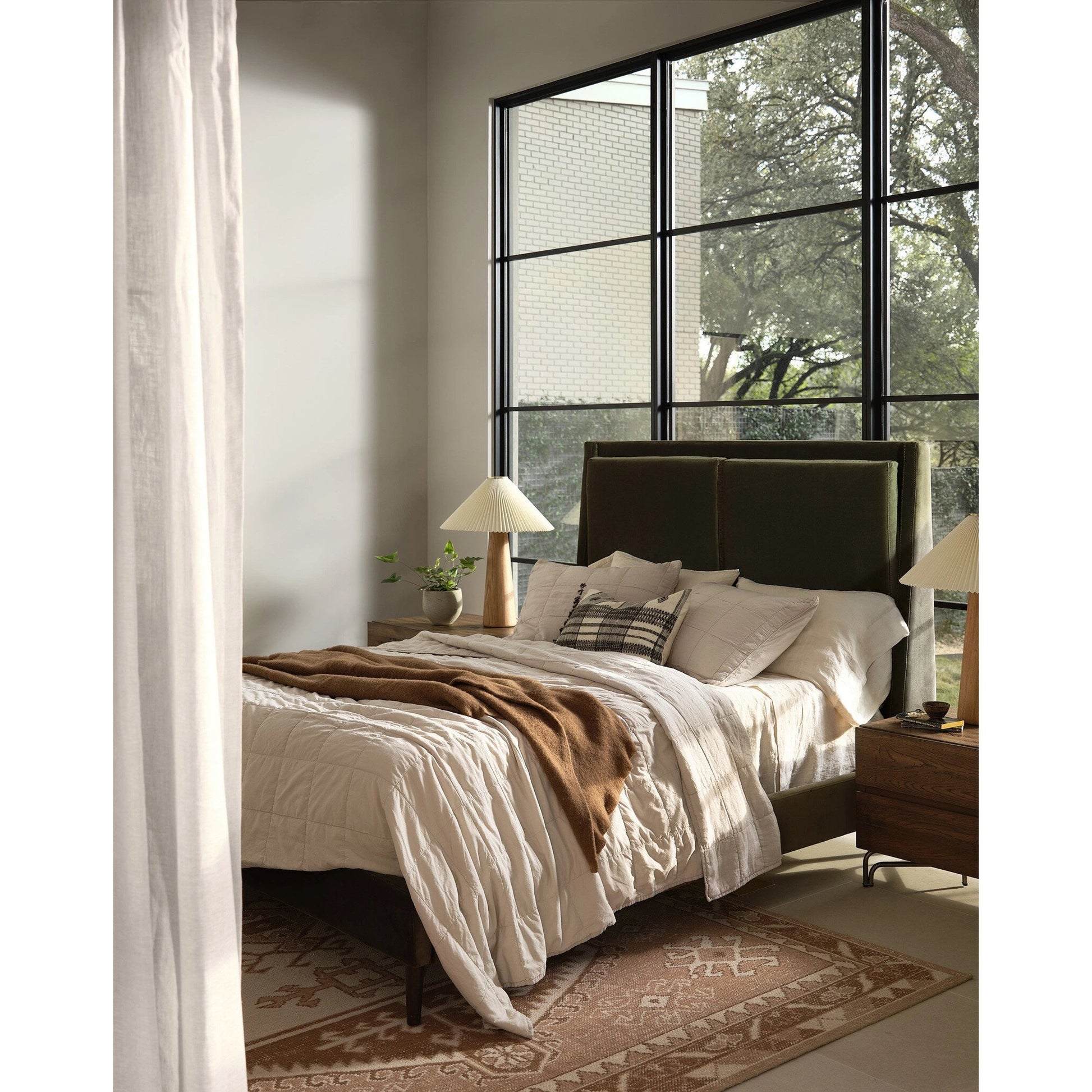Potter Bed by Four Hands. Made from unique in a transitional style.