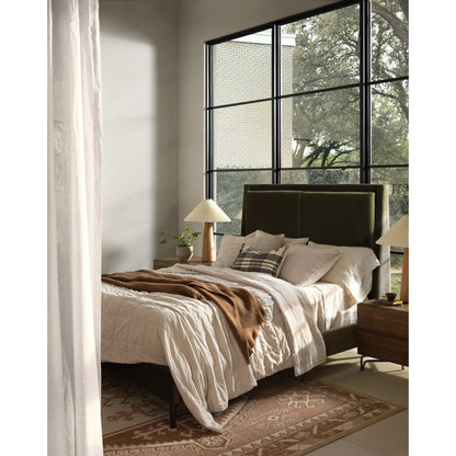 Potter Bed by Four Hands. Made from unique in a transitional style.