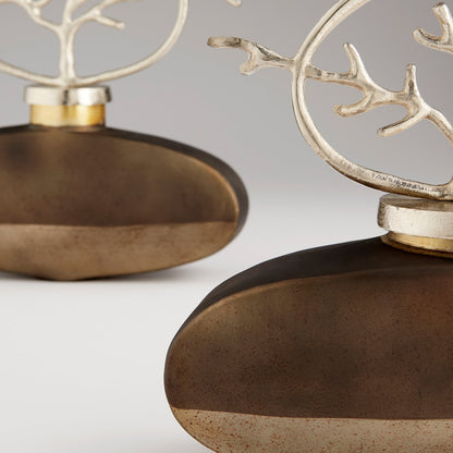 Round Viewleaf Sculpture by Cyan Design in black onyx, nickel. Made from aluminum, glass in a eclectic & global style.