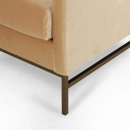 Vanna Chair by Four Hands. Made from 95% polyester, 5% acrylic, iron, 100% polyester in a modern style.