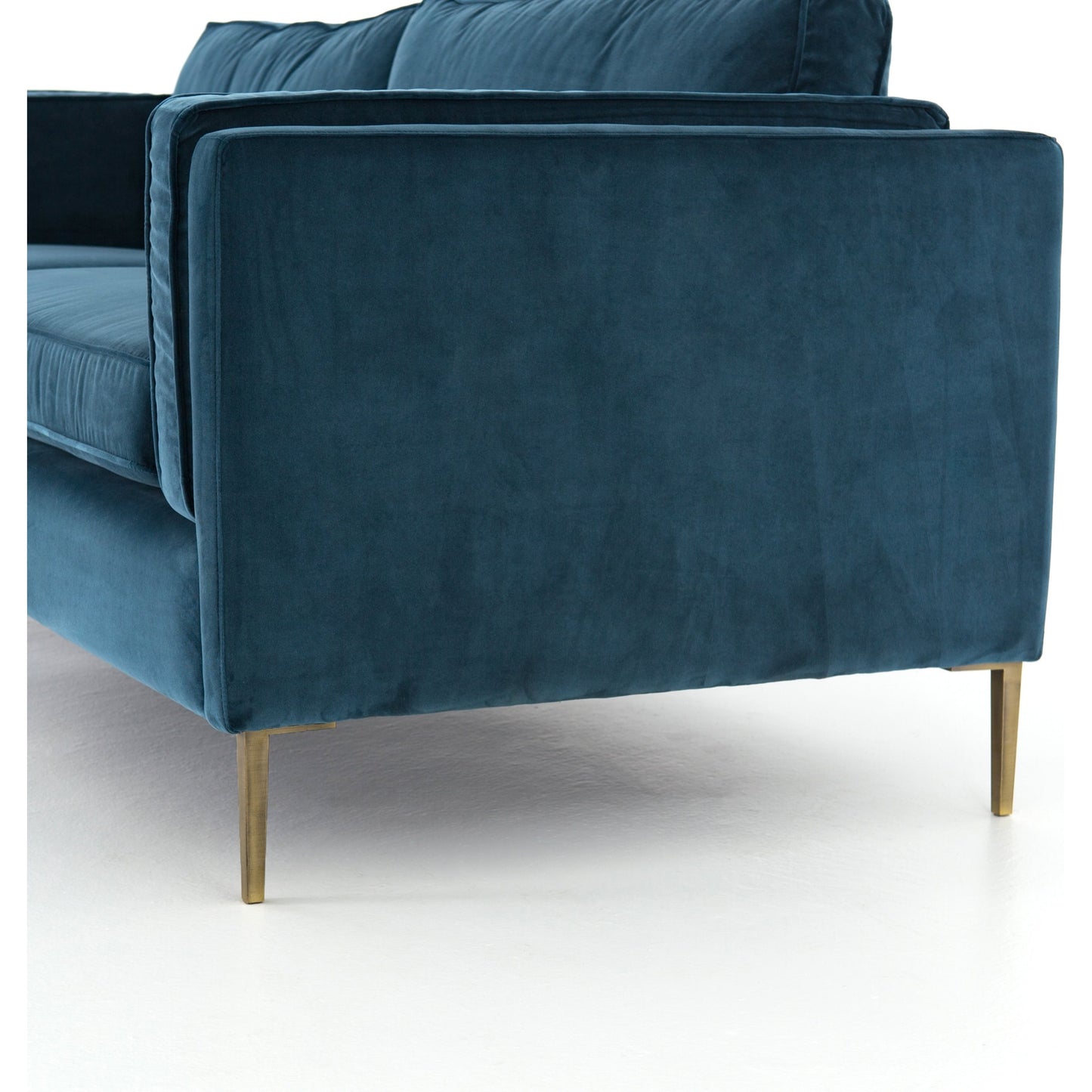 006 SI-1901015 | Additional Silo | Emery Sofa by Four Hands. Made from unique in a transitional style.