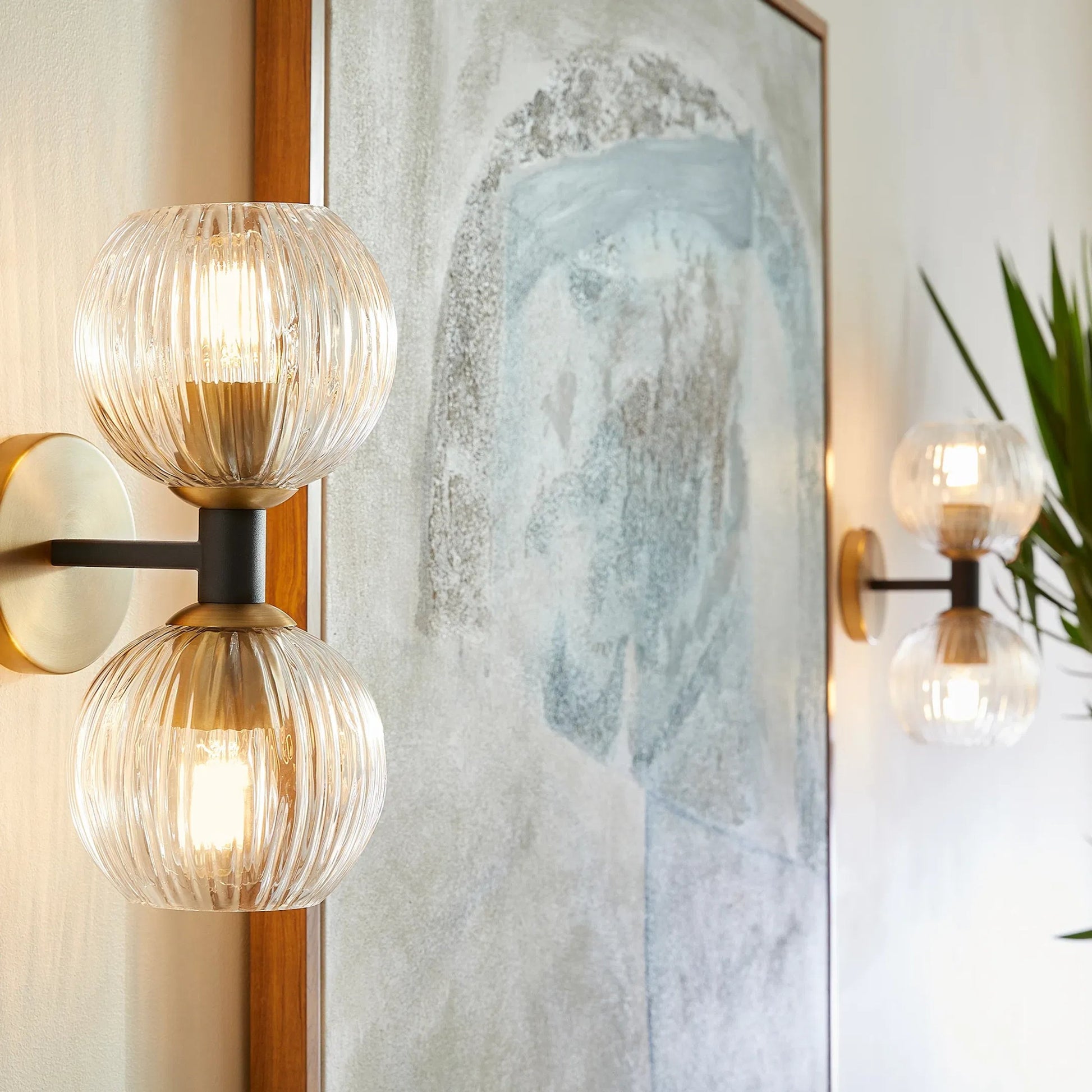 Helios Wall Mount by Cyan Design. Made from iron, glass in a transitional style.