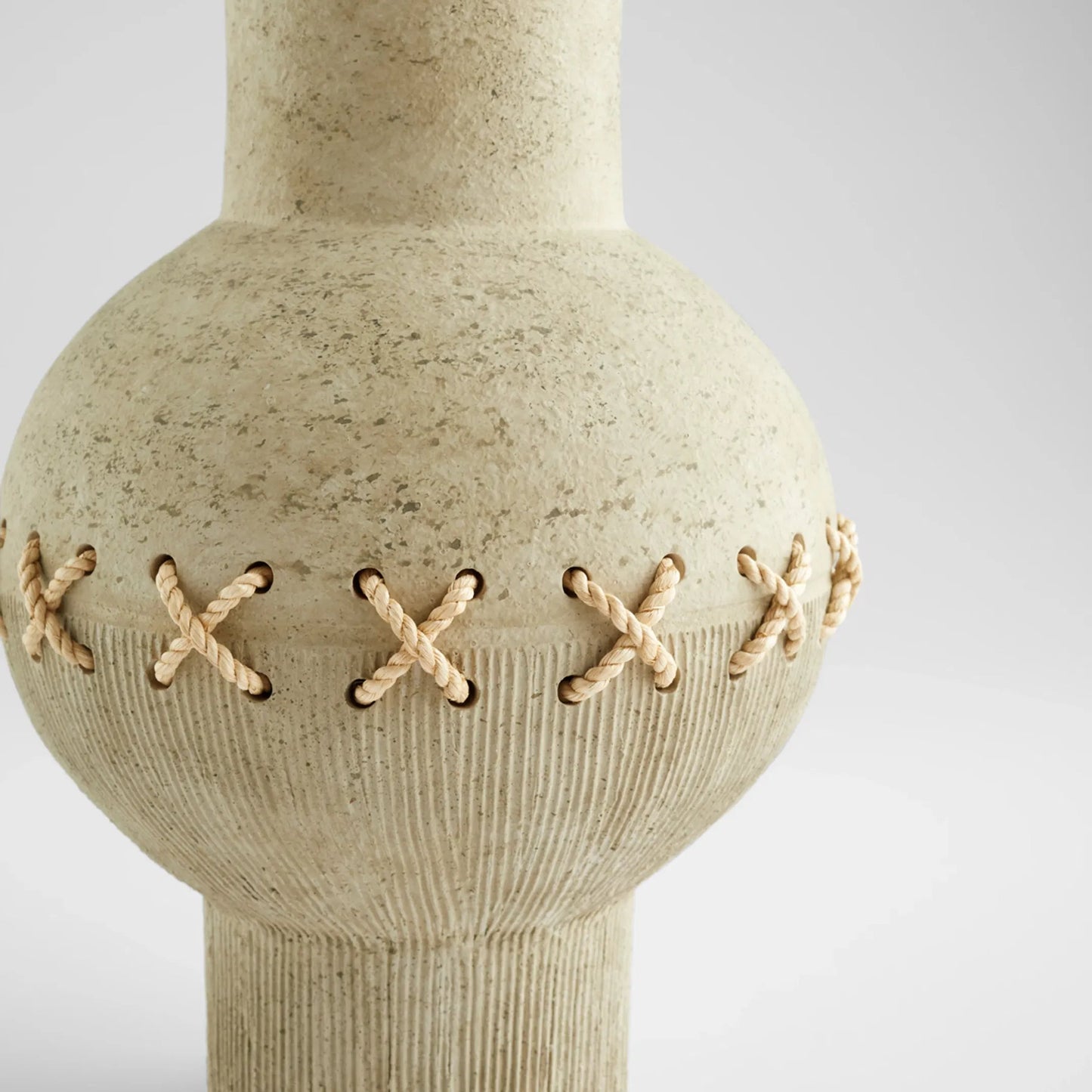 003 SI-1987058 | Closeup | Eratos Vase by Cyan Design in natural clay. Made from earthernware, jute in a cottage & farmhouse style.