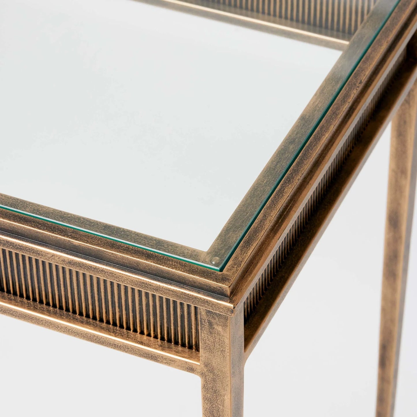 004 SI-2374502 | Closeup | Camille Console by Interlude Home in gilded brass, clear. Made from iron, glass in a modern style.