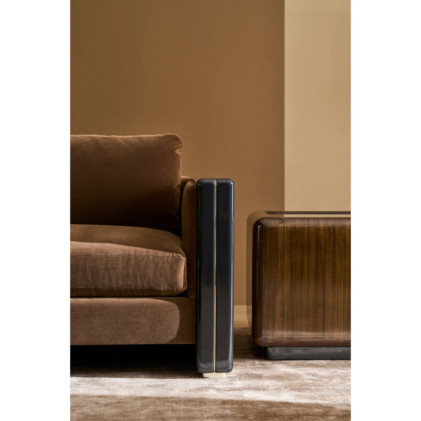 019 SI-2370780 | Lifestyle | Gelee Sofa by Caracole. Made from unique in a unique style.
