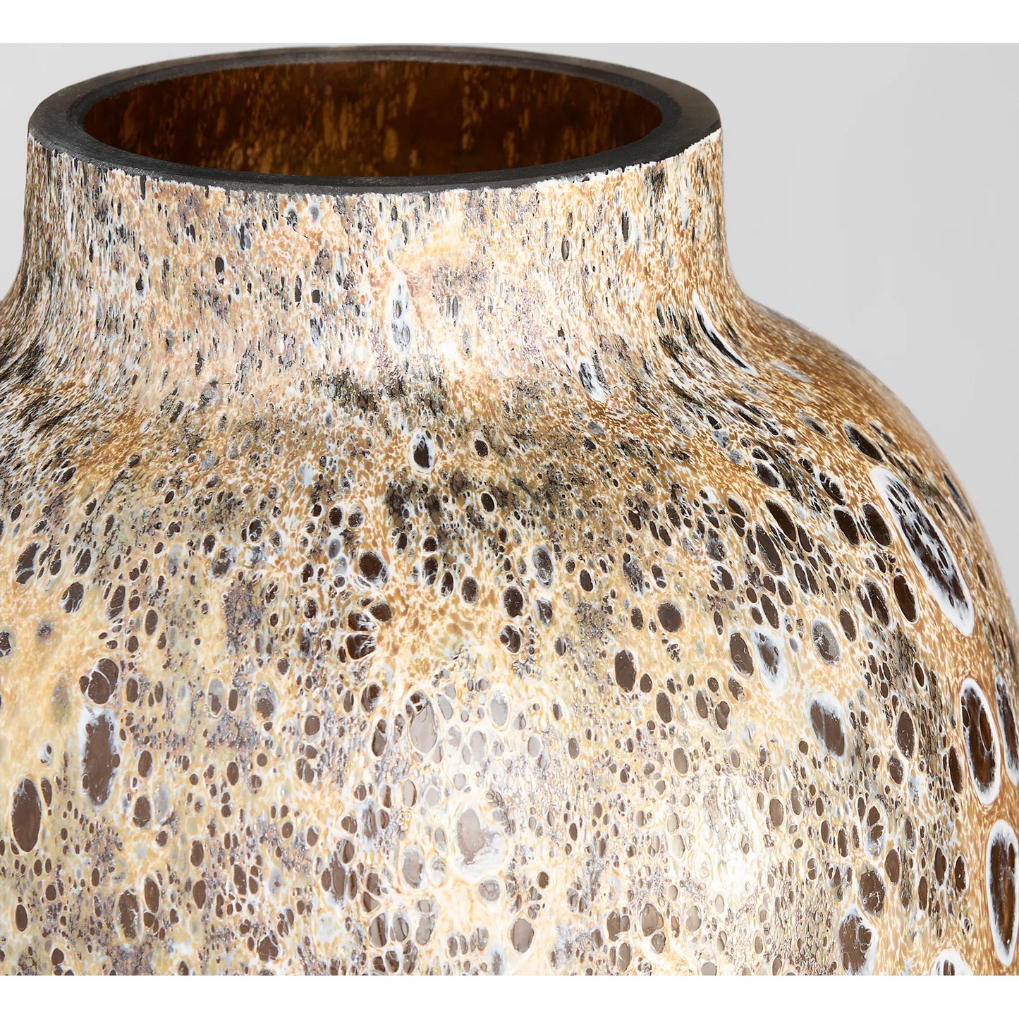 006 SI-2328564 | Closeup | Callisto Vase by Cyan Design in amber brown. Made from glass in a eclectic & global style.