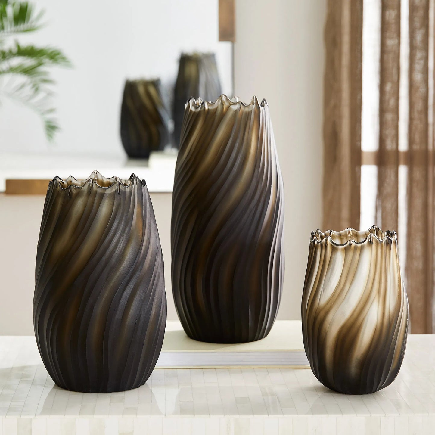 003 SI-2328766 | Lifestyle | Seagrass Vase by Cyan Design in brown. Made from glass in a modern style.