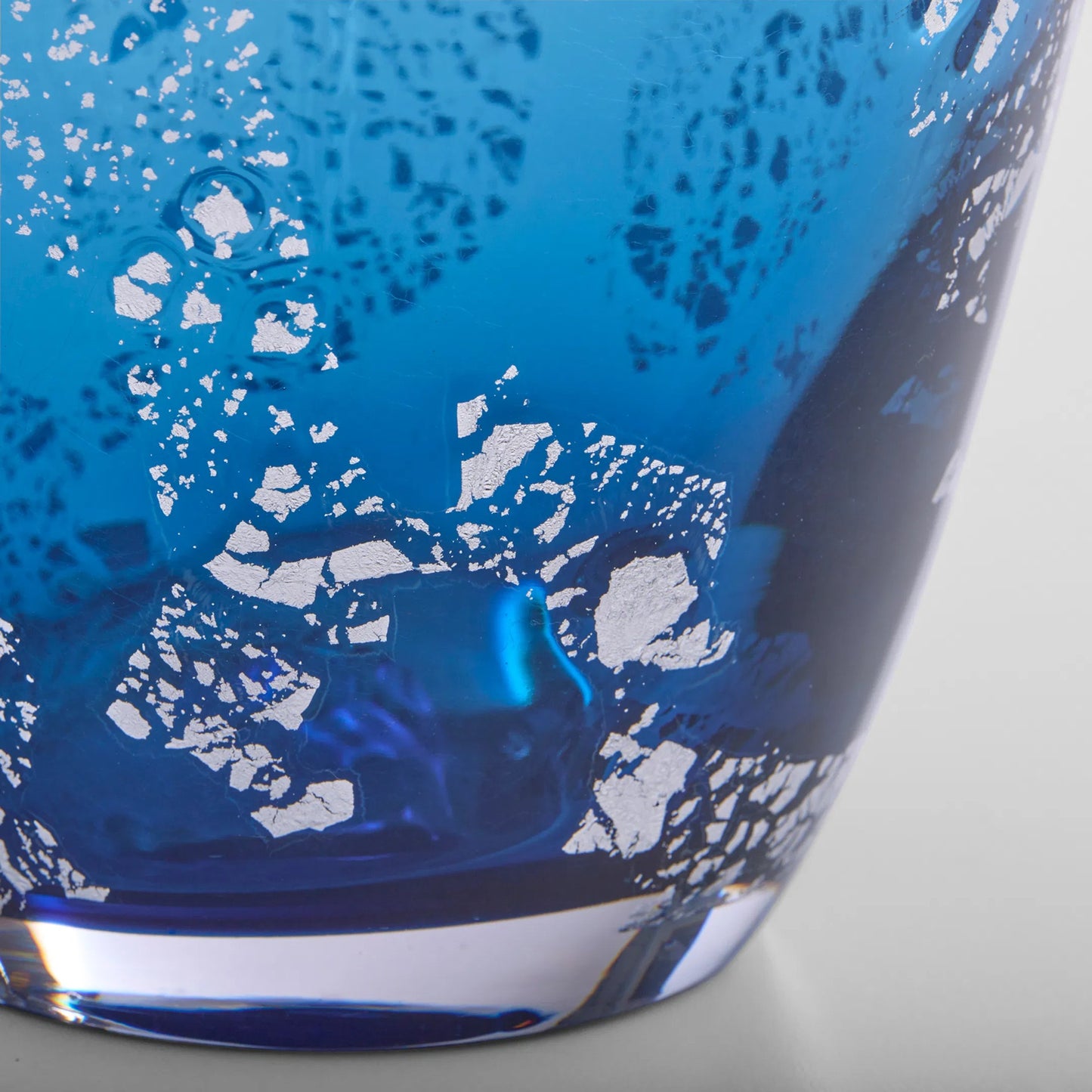 003 SI-2445050 | Closeup | Vero Vase by Cyan Design in blue, metallic. Made from glass in a eclectic & global style.