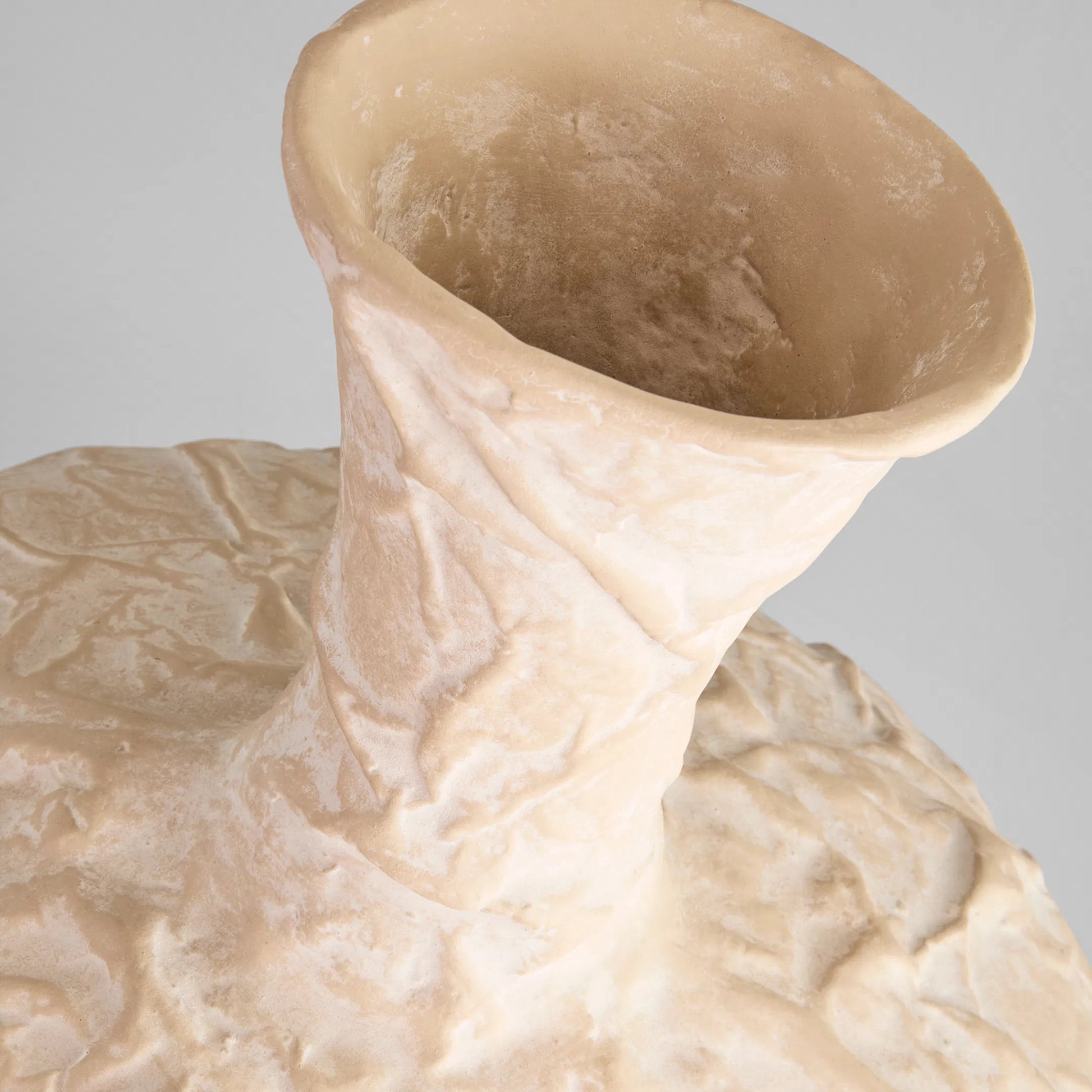 Zimurtu Vase by Cyan Design in off white. Made from ecomix in a rustic style.