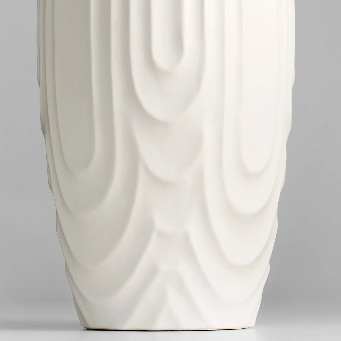 008 SI-2328698 | Closeup | Nigel Vase by Cyan Design in white. Made from ceramic in a modern style.