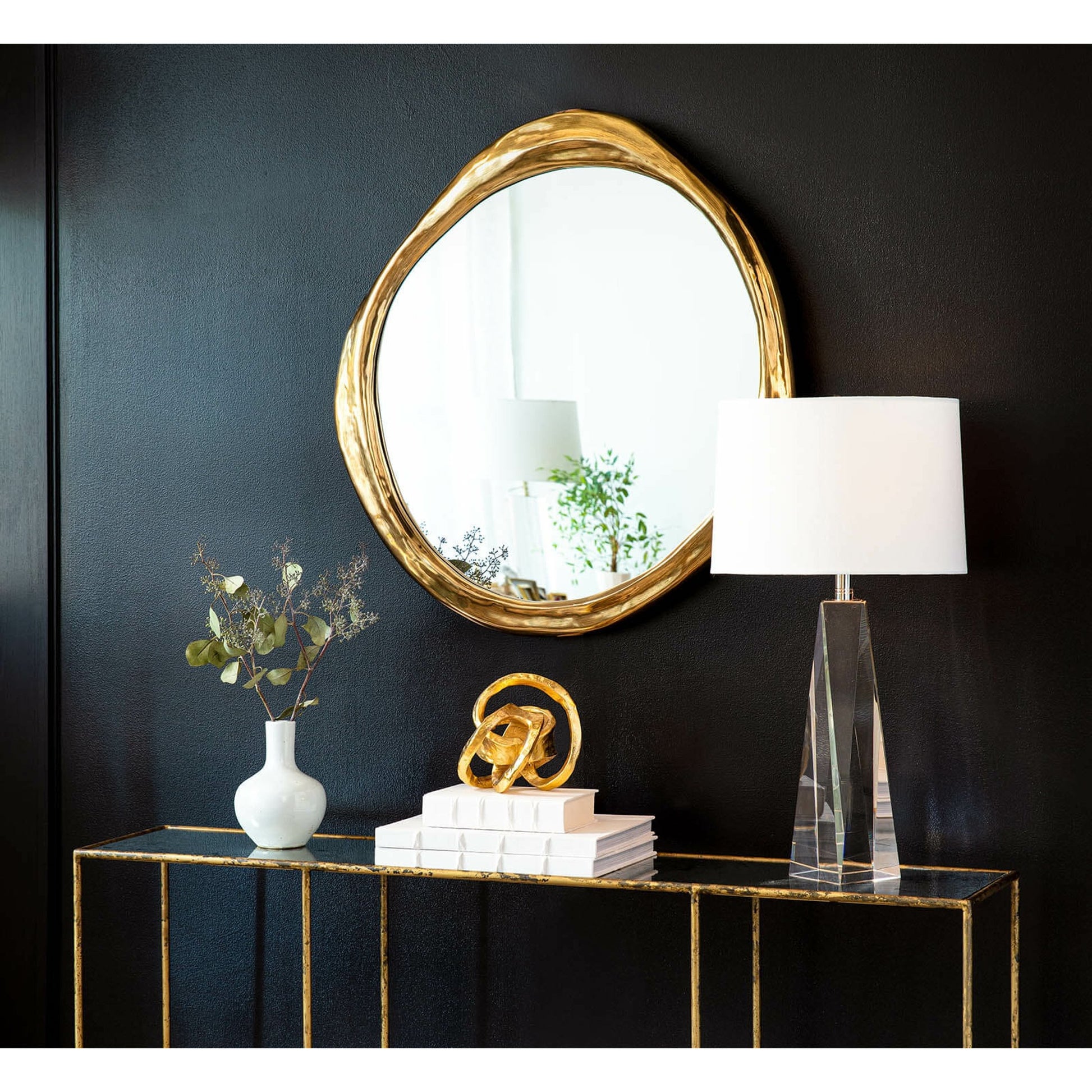 Angelica Crystal Table Lamp by Regina Andrew in clear and clear. Made from crystal in a modern style.