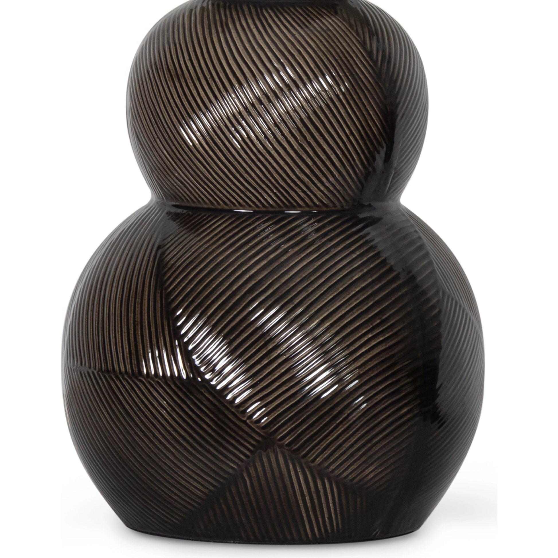 Hugo Ceramic Table Lamp by Regina Andrew. Made from ceramic in a modern style.