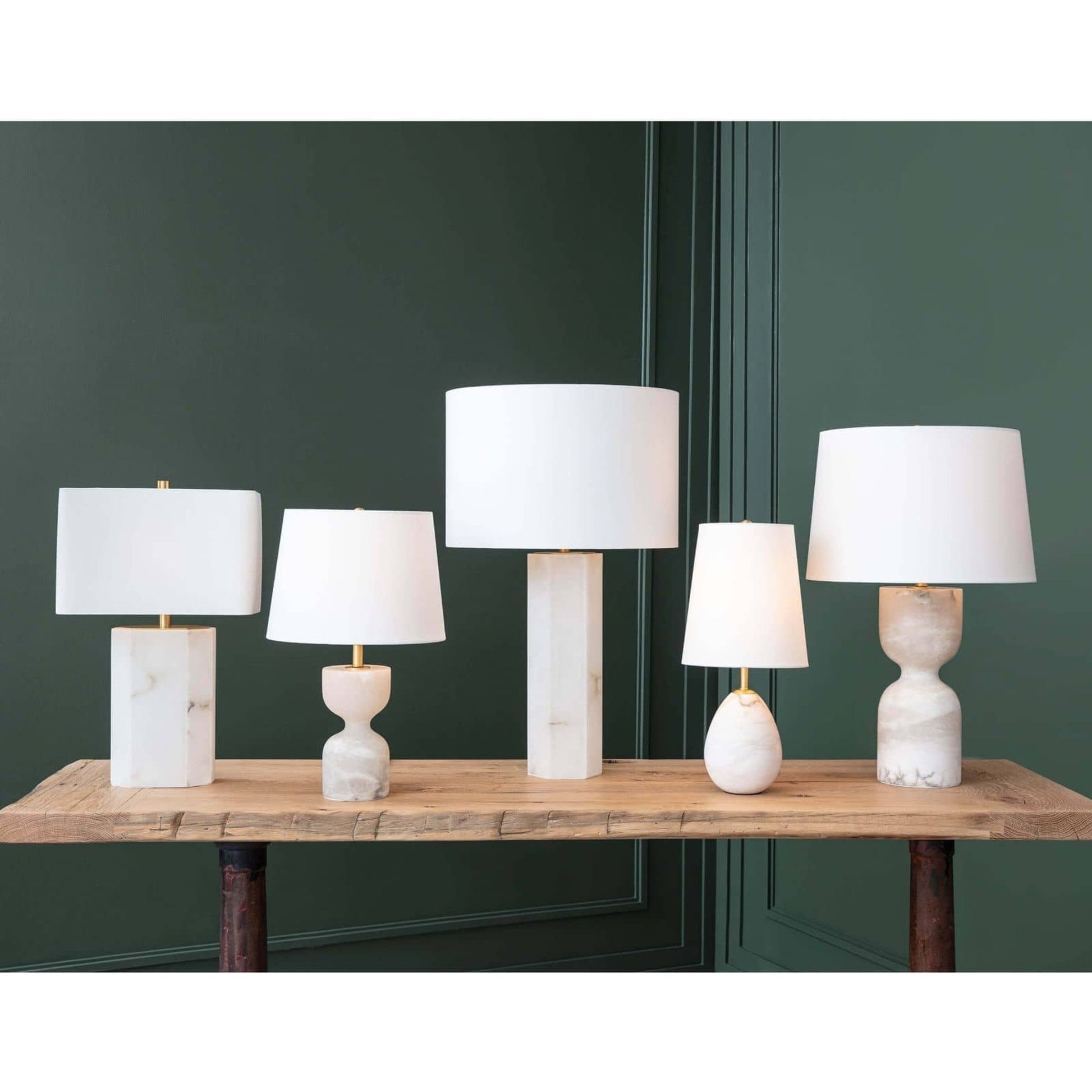 Stella Alabaster Table Lamp by Regina Andrew in neutral and natural stone. Made from alabaster in a transitional style.