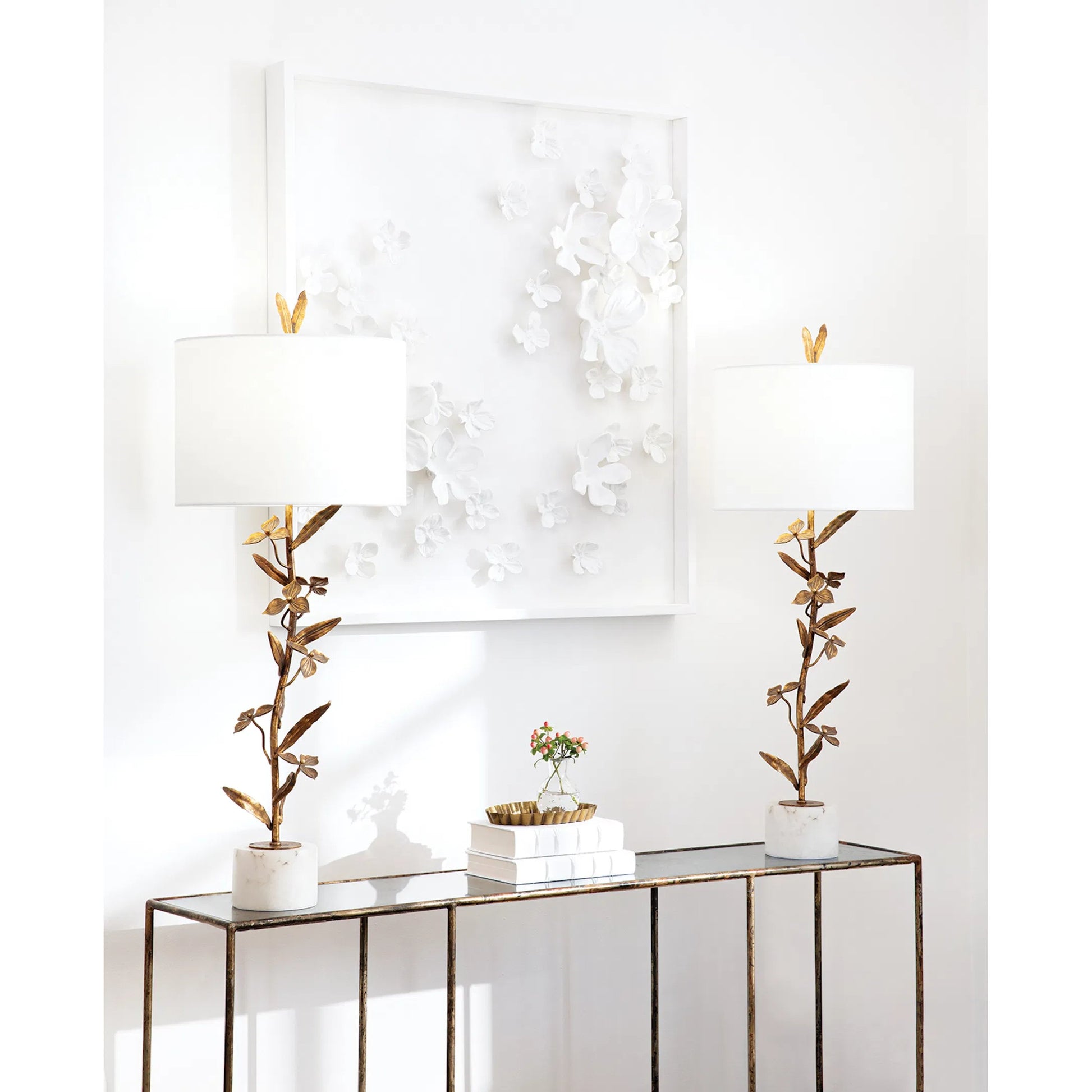 Trillium Buffet Lamp by Regina Andrew in brass. Made from steel in a transitional style.