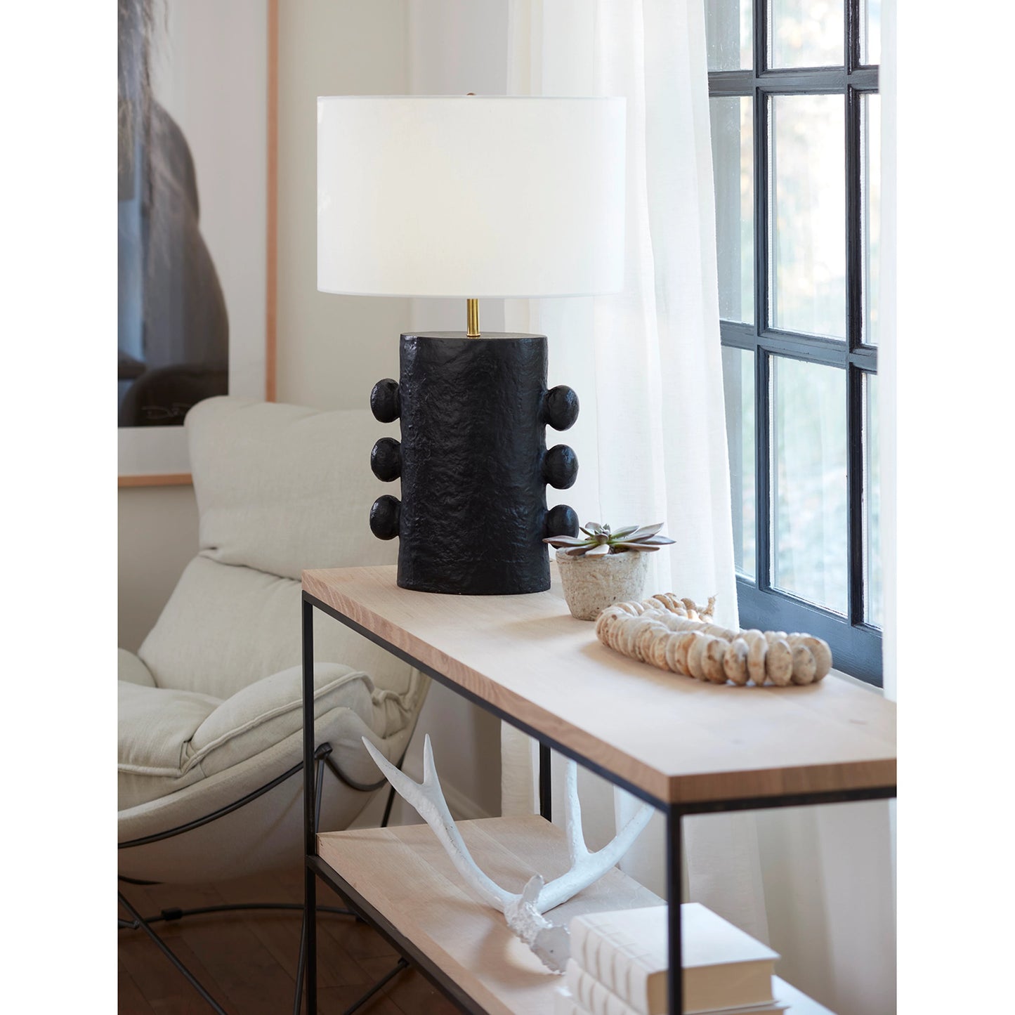 001 SI-1949062 | Lifestyle | Maya Table Lamp by Regina Andrew. Made from aluminum in a modern style.