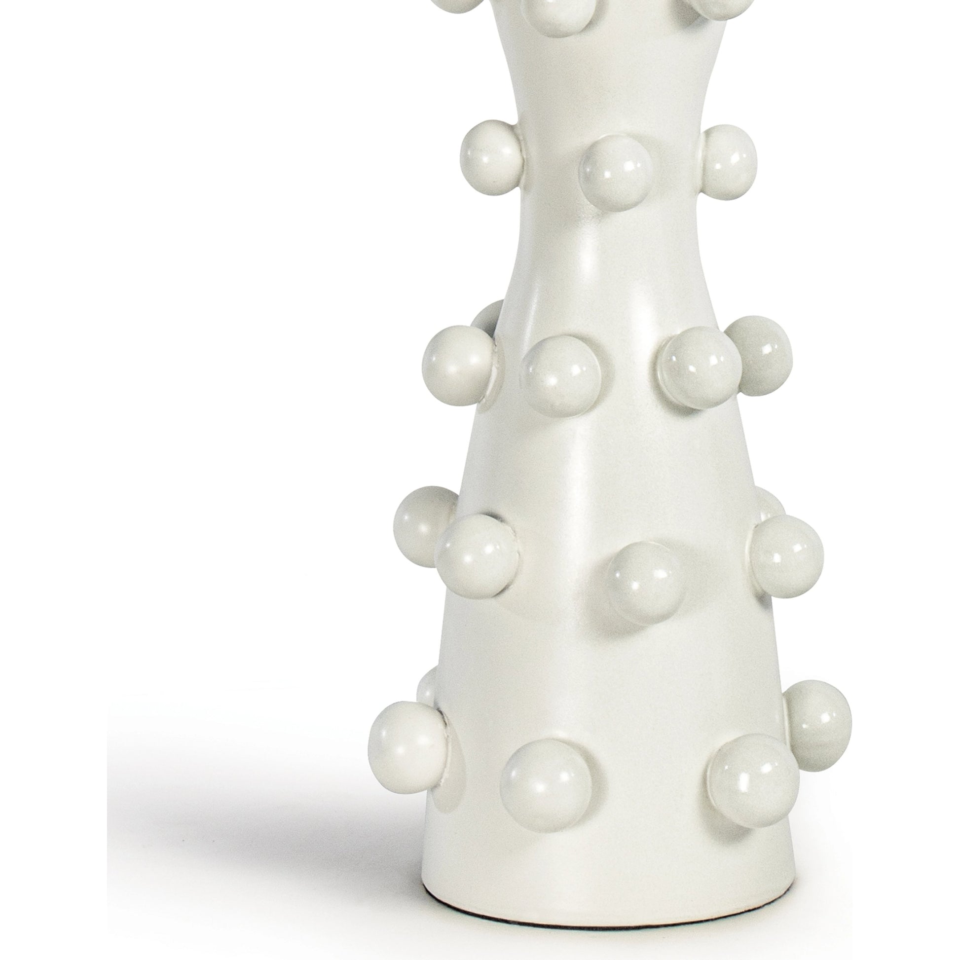 Pom Pom Table Lamp by Regina Andrew in white. Made from ceramic in a modern style.