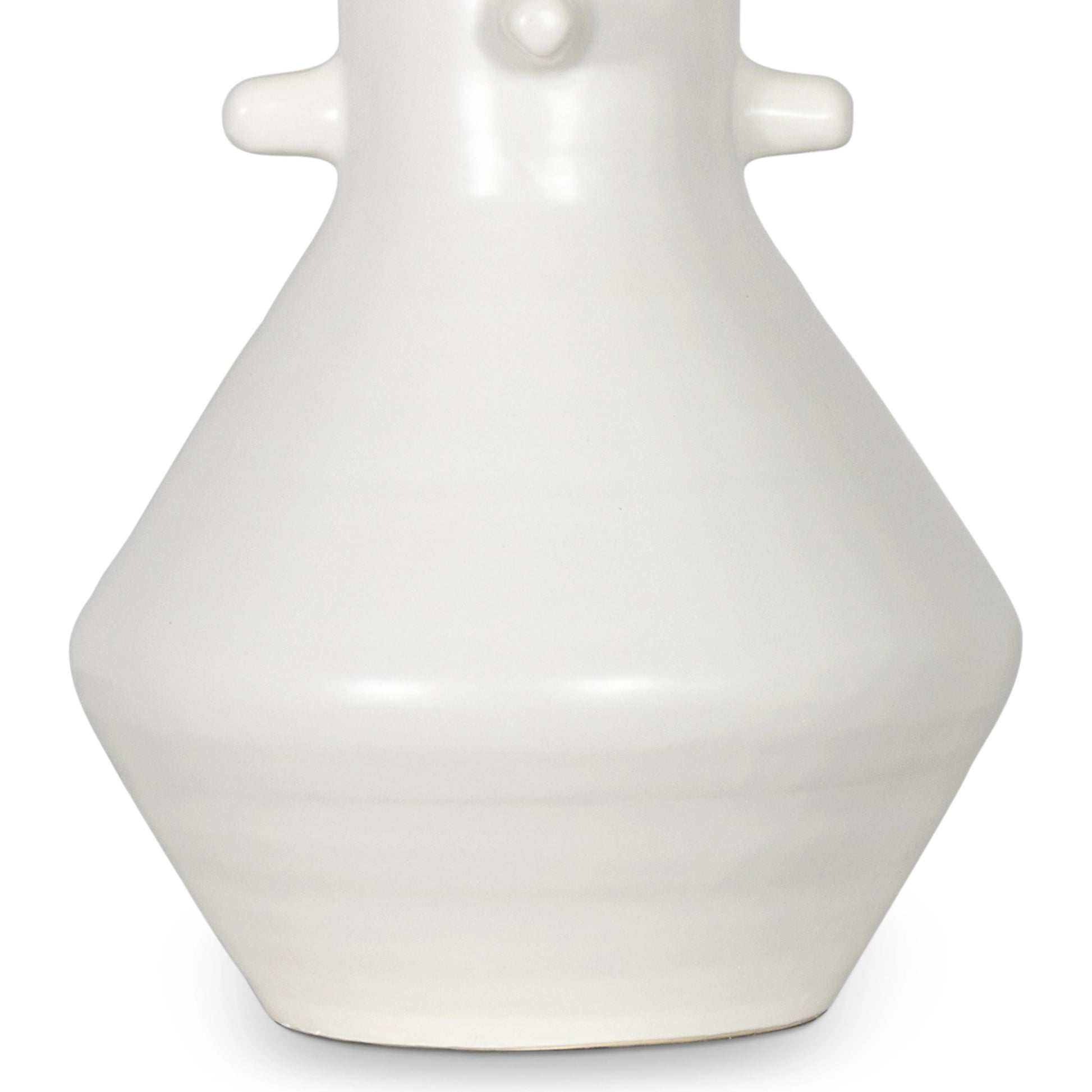 Norway Ceramic Table Lamp by Regina Andrew in white. Made from ceramic in a modern style.