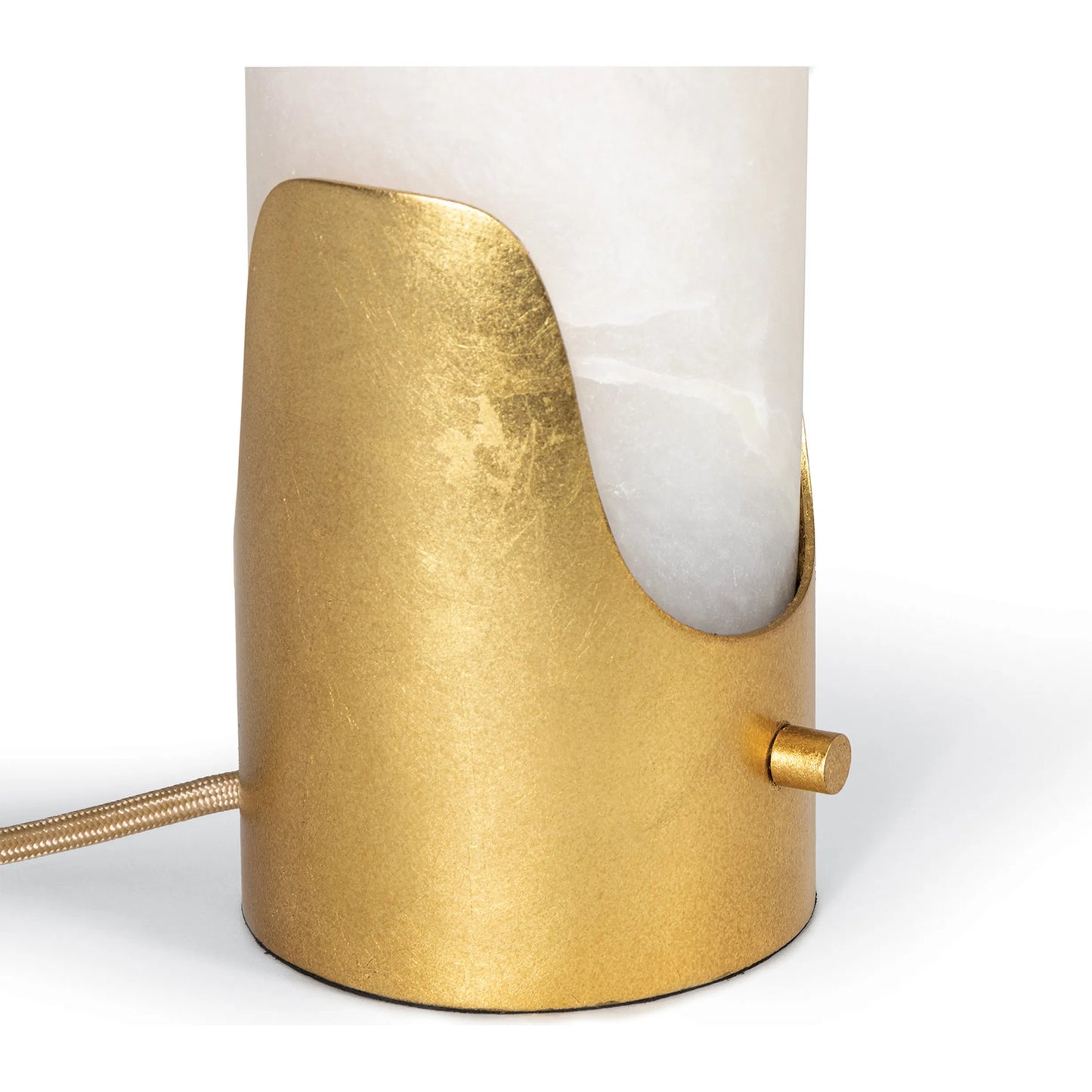 006 SI-2262615 | Closeup | Sacha Alabaster Table Lamp by Regina Andrew in natural stone, gold leaf. Made from alabaster in a modern style.