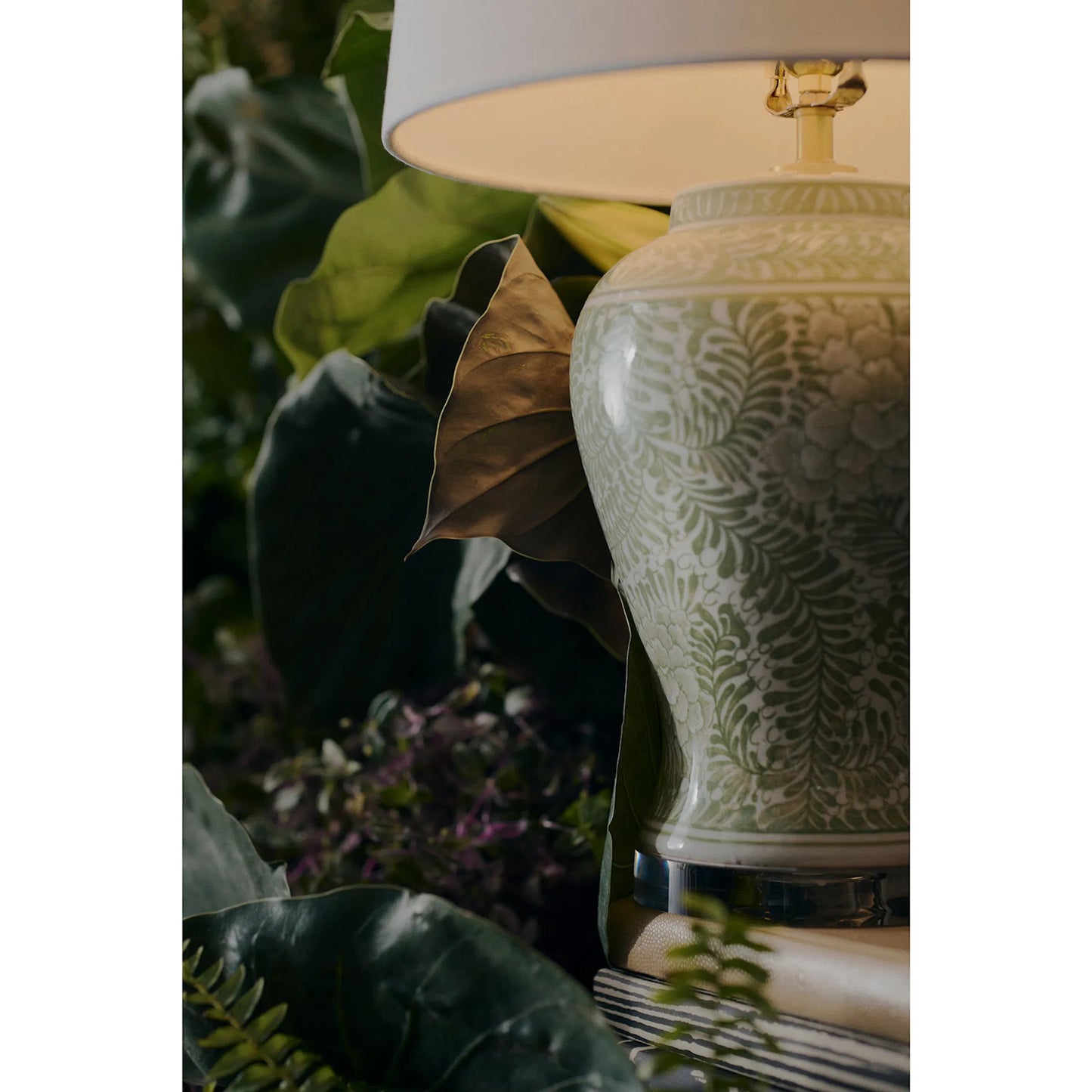 001 SI-2628997 | Lifestyle | Faye Ceramic Table Lamp by Regina Andrew. Made from ceramic in a unique style.