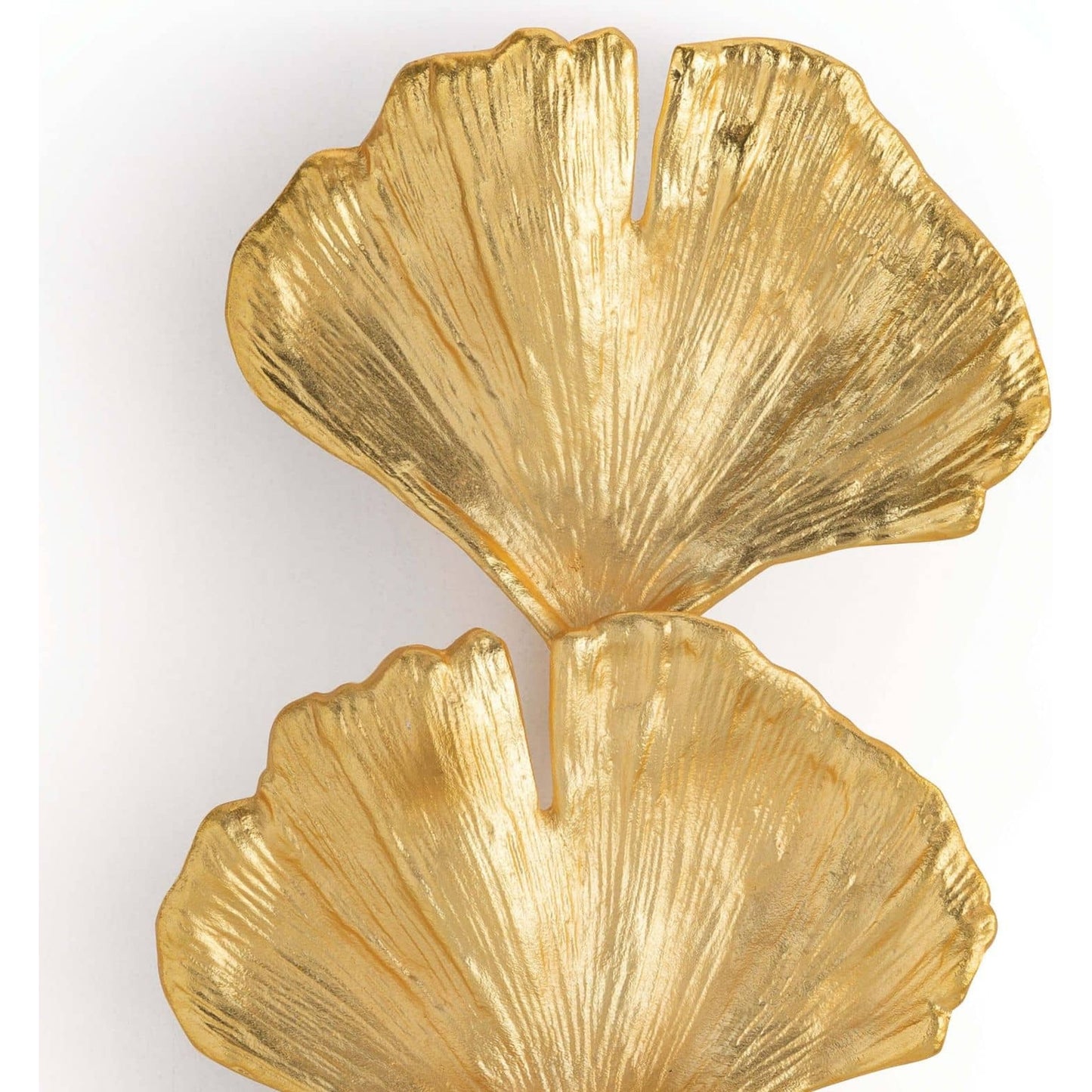 005 S-341584 | Closeup | Ginkgo Sconce by Regina Andrew in gold and gold. Made from aluminum in a transitional style.
