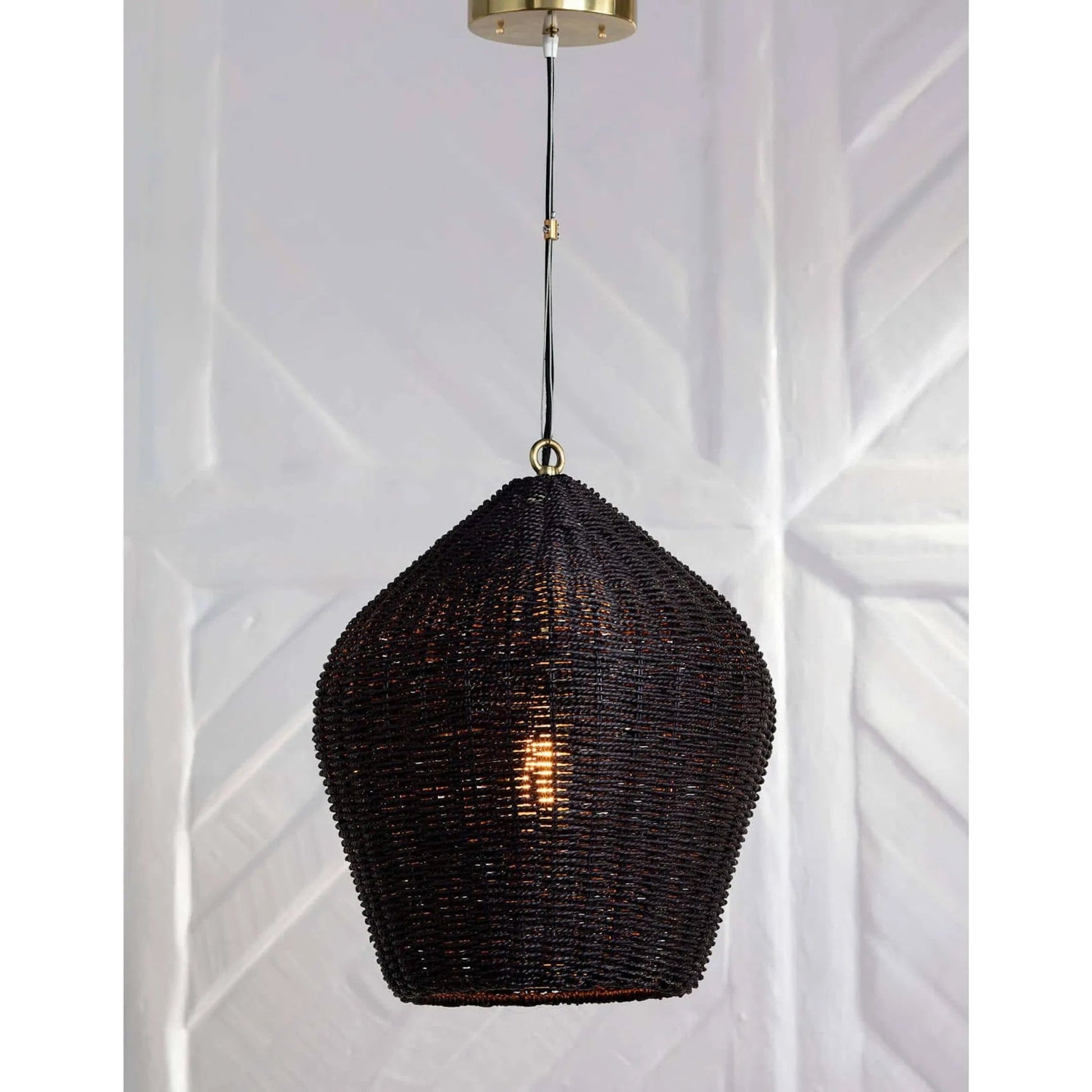 Georgian Pendant by Regina Andrew. Made from natural material in a modern style.