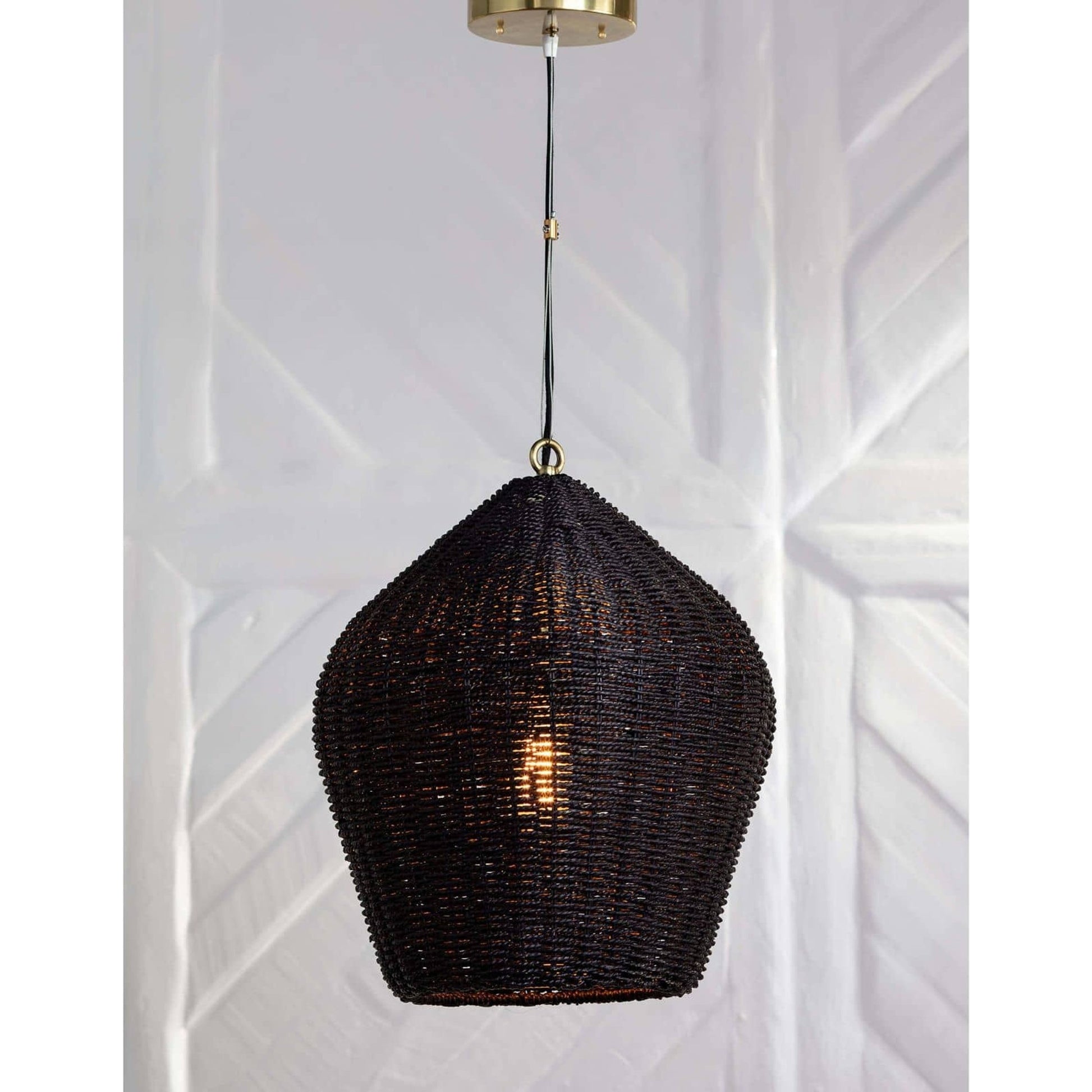 Georgian Pendant by Regina Andrew. Made from natural material in a modern style.