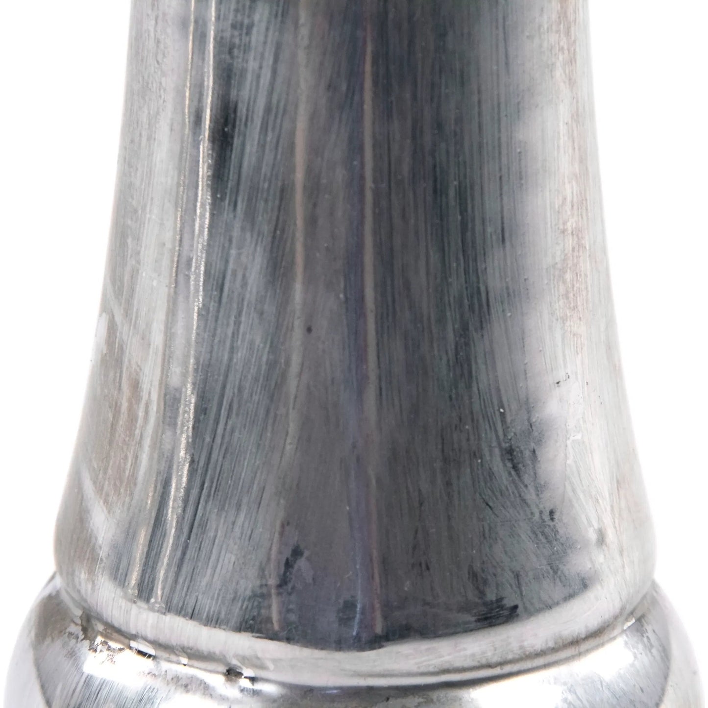 003 SI-2448728,SI-2448729 | Closeup | Queen Chess Accent Decor by Zentique in metallic silver. Made from terracotta in a modern style.