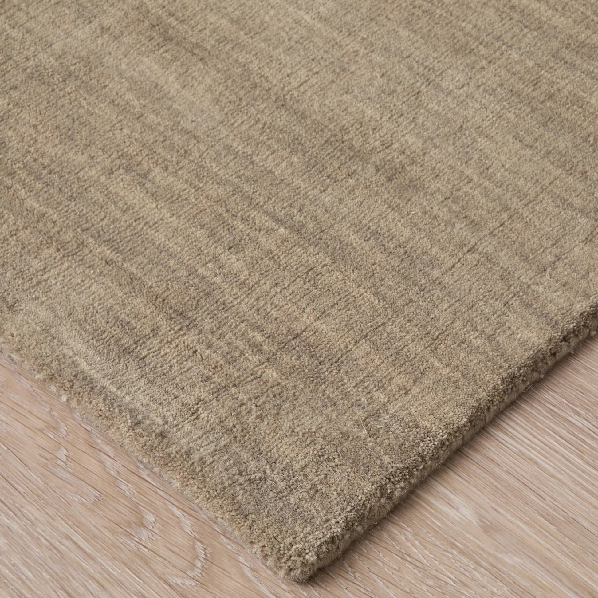 Luna Solid Rug - 8049F by Feizy. Made from wool in a unique style.