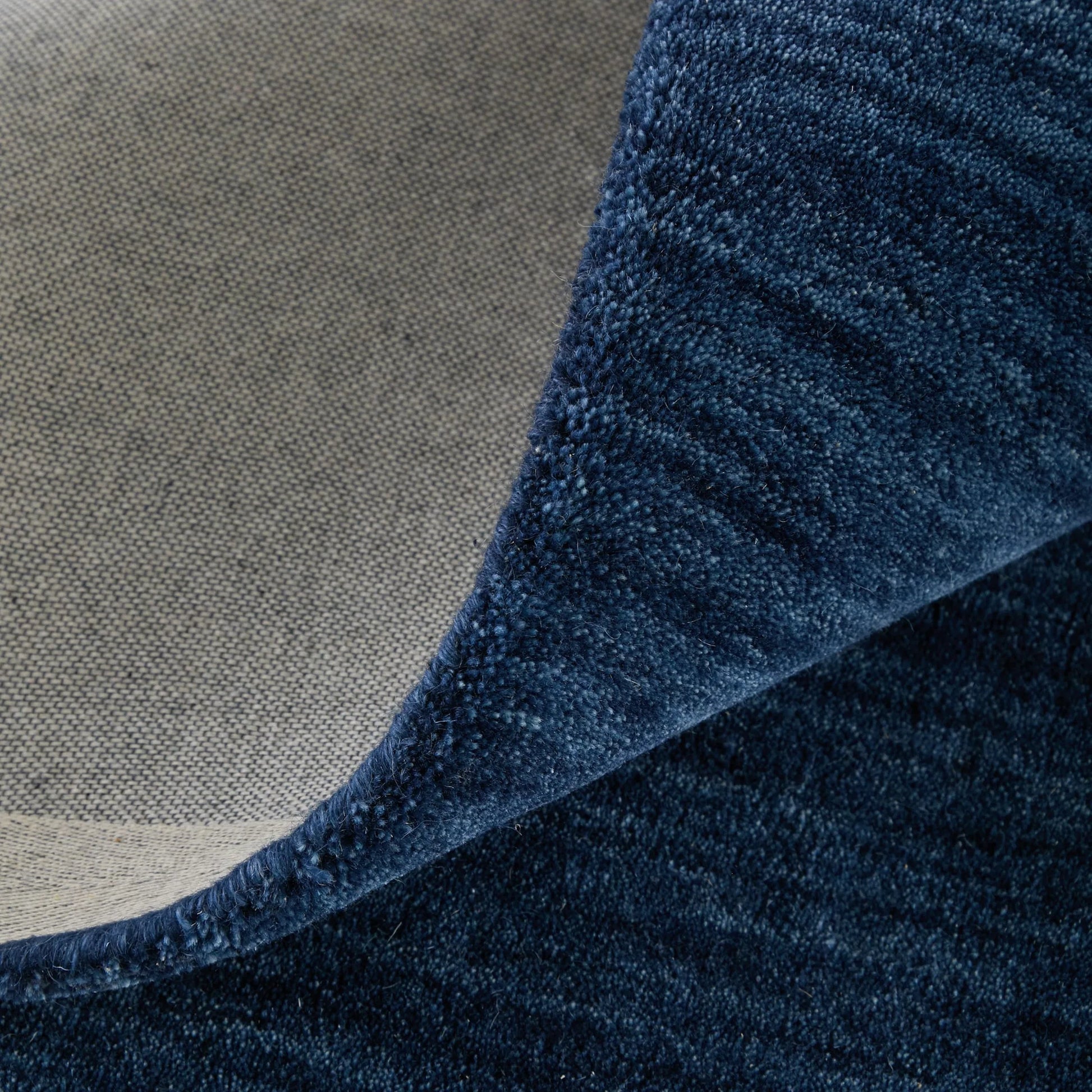 Luna Solid Rug - 8049F by Feizy. Made from wool in a unique style.