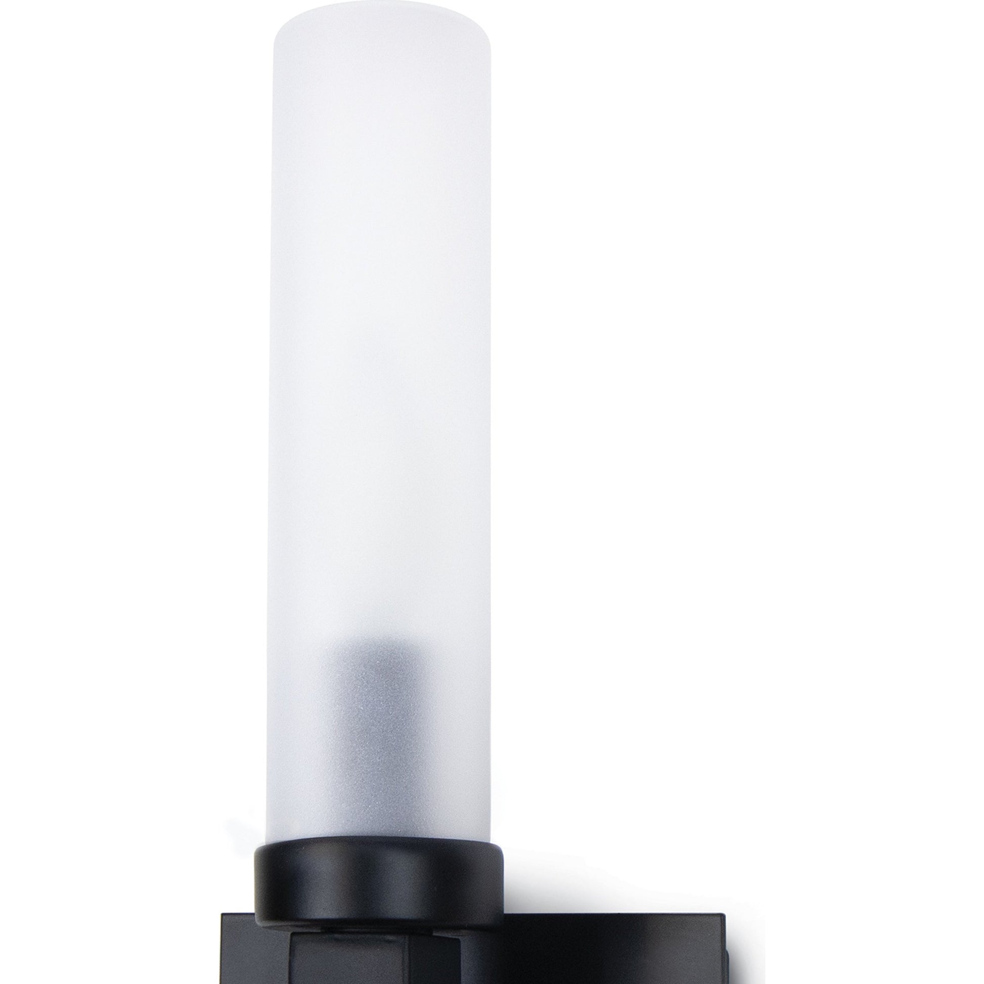 Montecito Outdoor Sconce by Regina Andrew in black. Made from iron in a modern style.