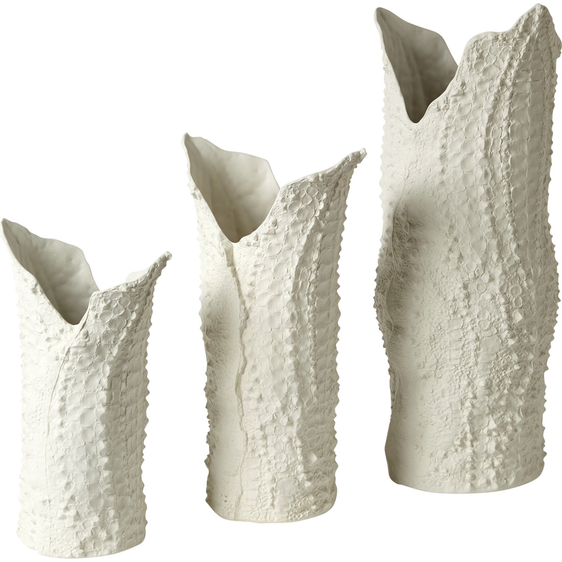 Crocodile Vase by Global Views in matte white. Made from porcelain in a coastal style.
