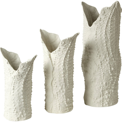 Crocodile Vase by Global Views in matte white. Made from porcelain in a coastal style.