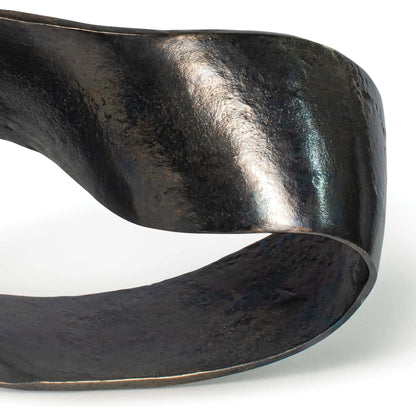 Dex Object by Regina Andrew. Made from aluminum in a modern style.