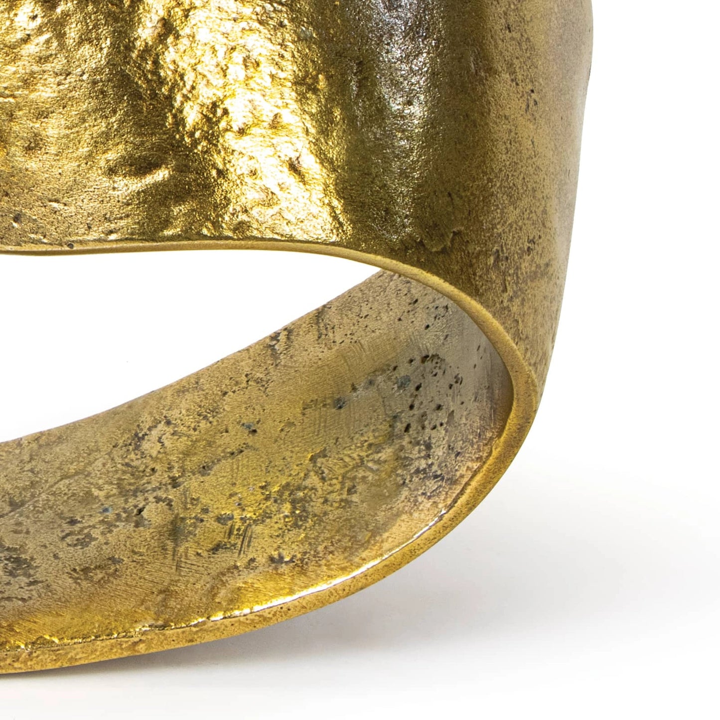 007 SI-1949202 | Closeup | Dex Object by Regina Andrew. Made from aluminum in a modern style.