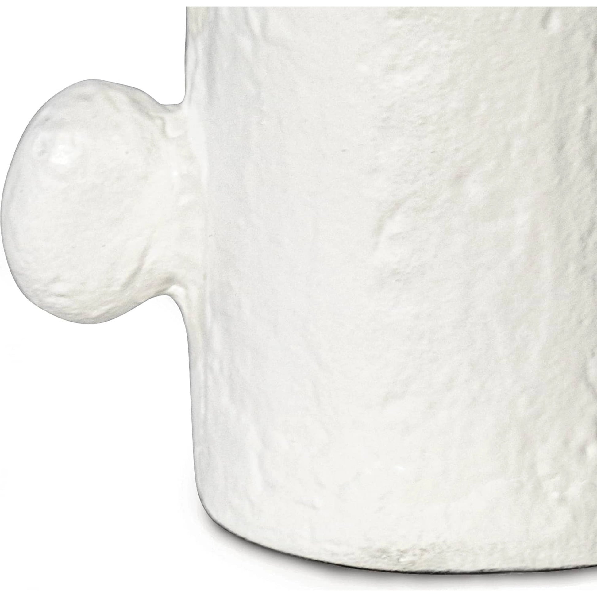 Sanya Vase by Regina Andrew in white. Made from aluminum in a modern style.