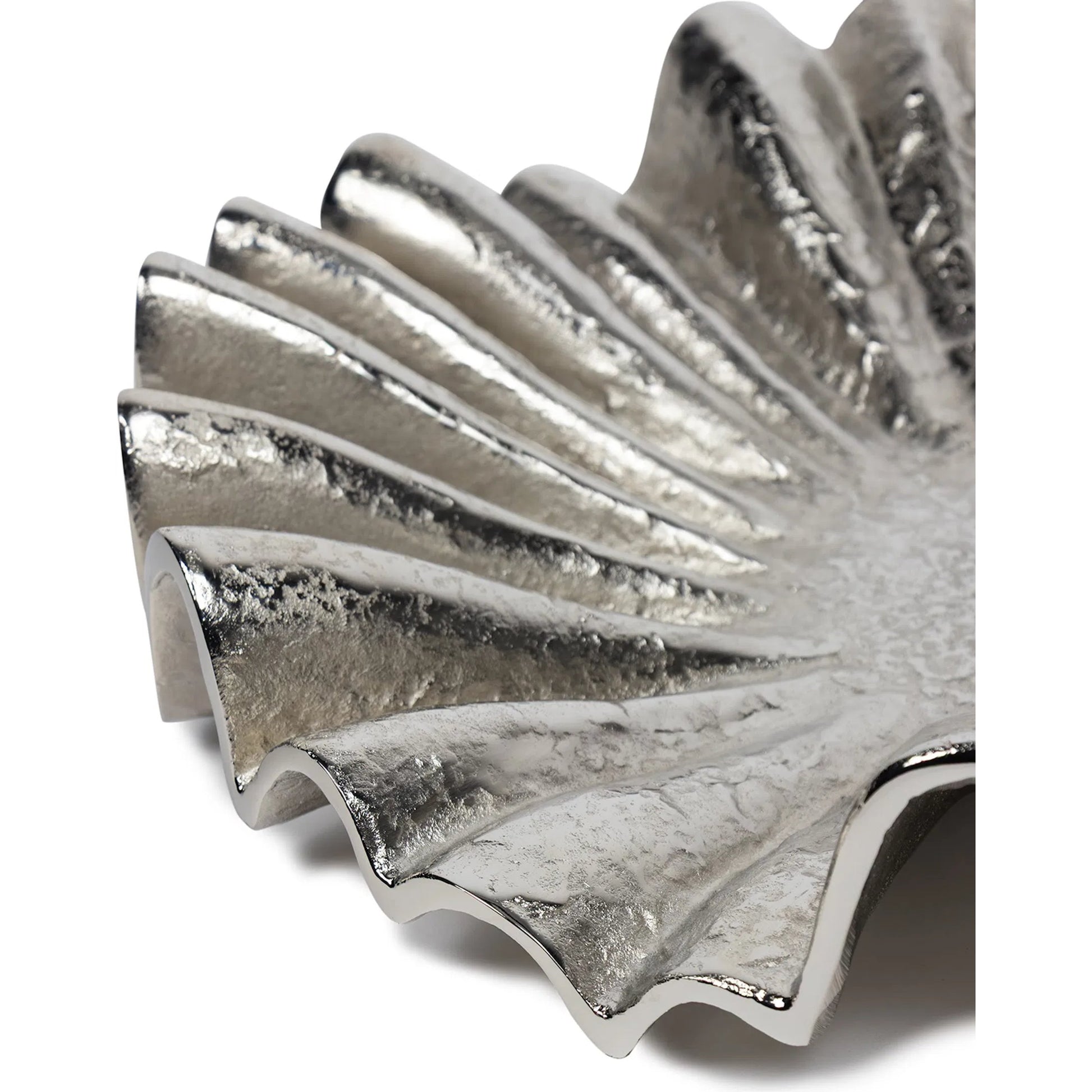 Soleil Metal Plate by Regina Andrew. Made from aluminum in a modern style.