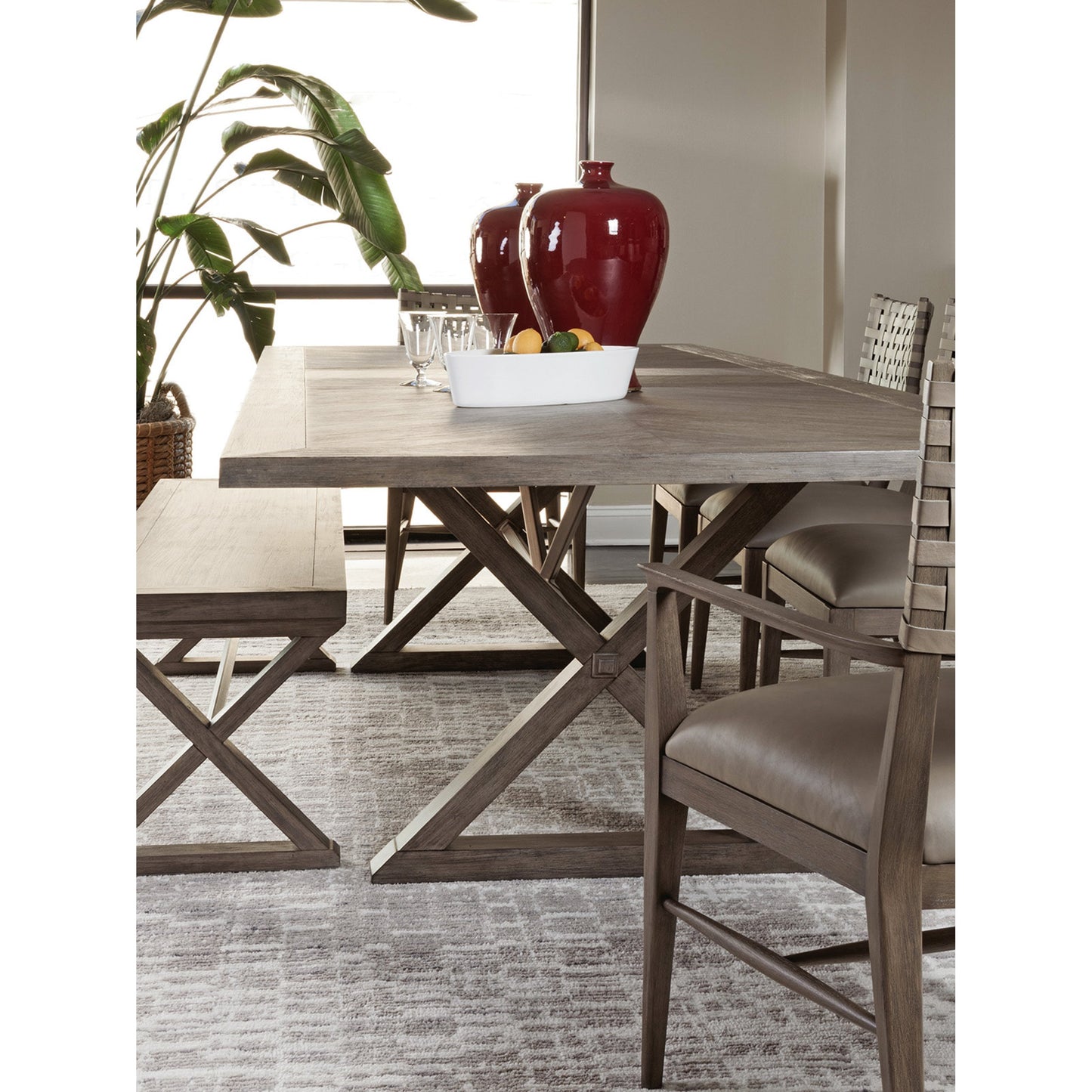 006 SR-834551 | Lifestyle | Ringo Dining Table by Artistica Home in grigio. Made from unique in a transitional style.