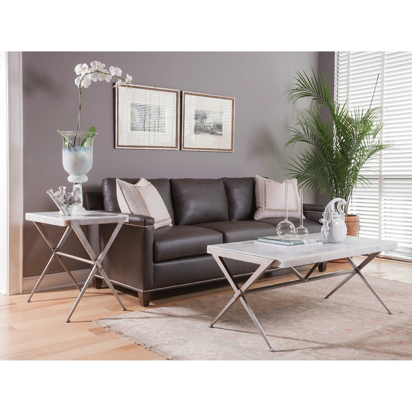 002 SR-834352 | Lifestyle | Greta End Table by Artistica Home in onyx. Made from unique in a modern style.
