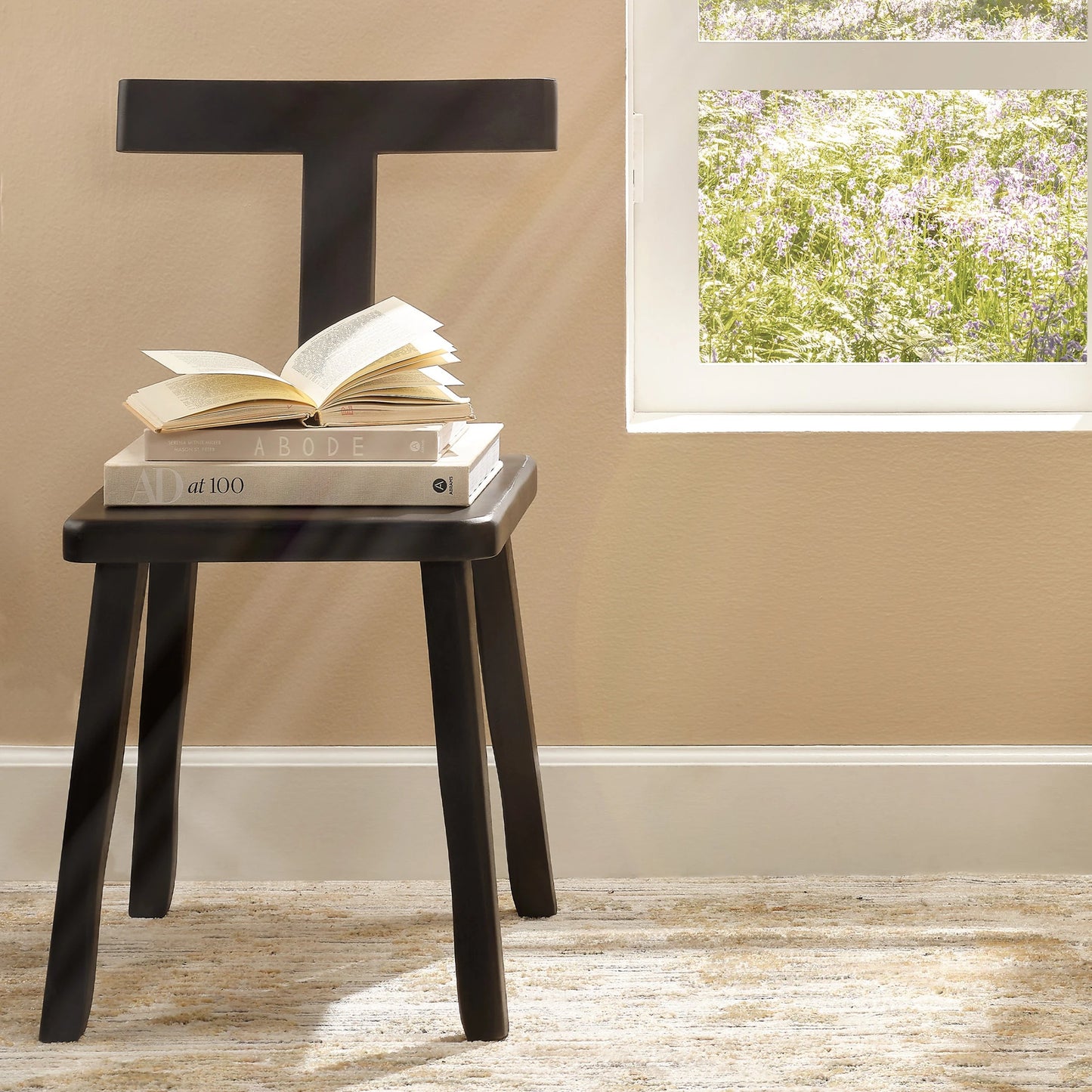 006 SI-2146440 | Lifestyle | Parlor Chair by Jamie Young in black. Made from mango wood in a modern style.