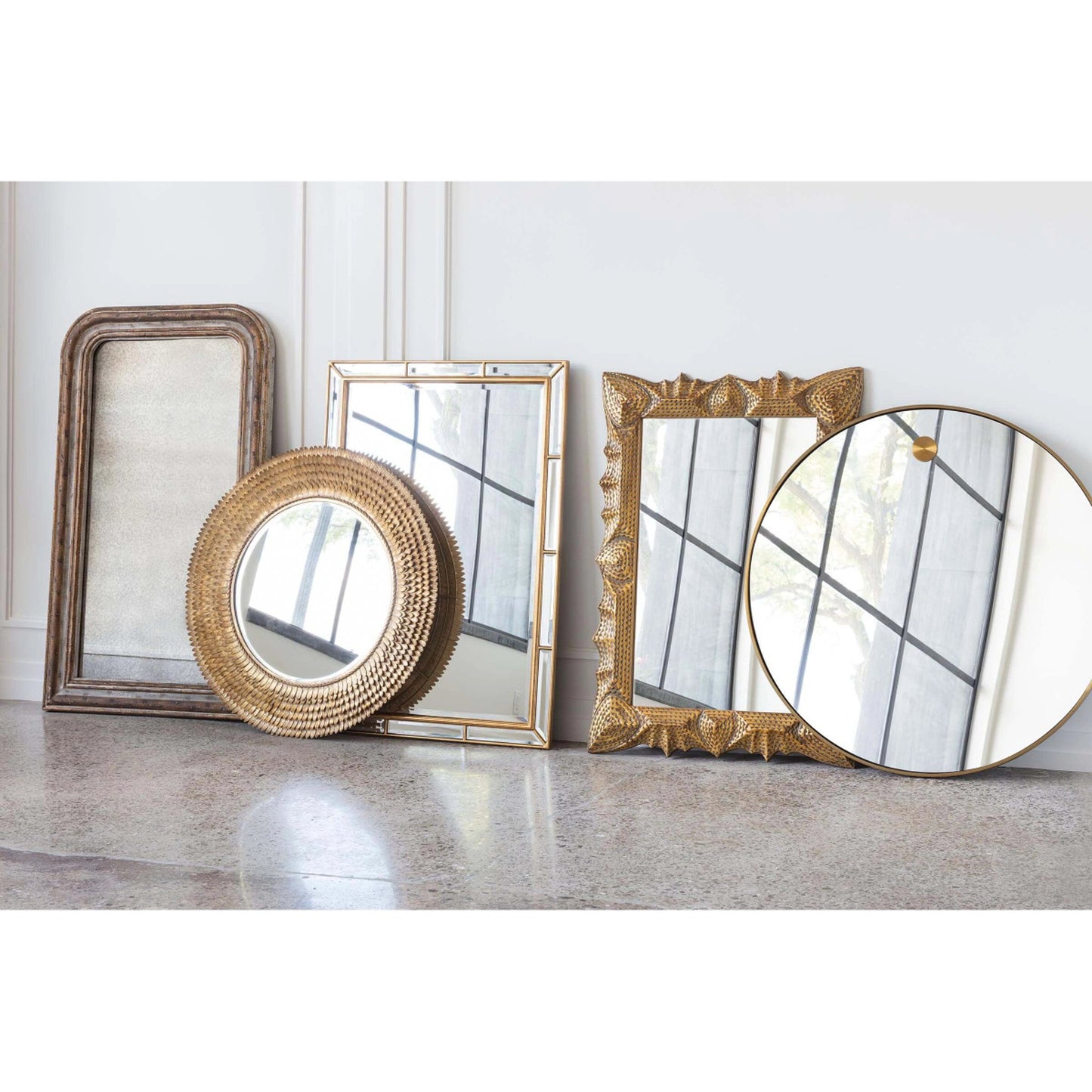 006 S-287172 | Lifestyle | Plaza Beveled Mirror by Regina Andrew in gold and gold leaf. Made from resin in a traditional style.