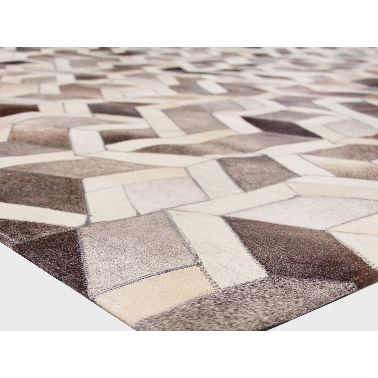 002 SI-1829012 | Closeup | Natural Hide 2144 Rug by Exquisite Rugs in silver, ivory. Made from leather hide in a unique style.